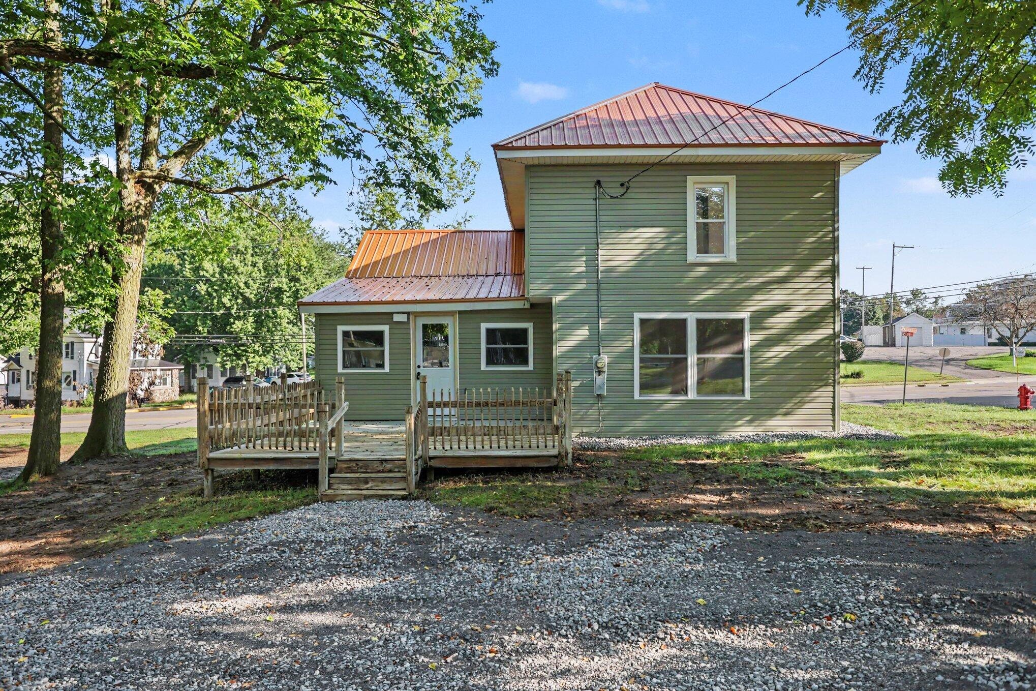 127 South Street Property Photo 16