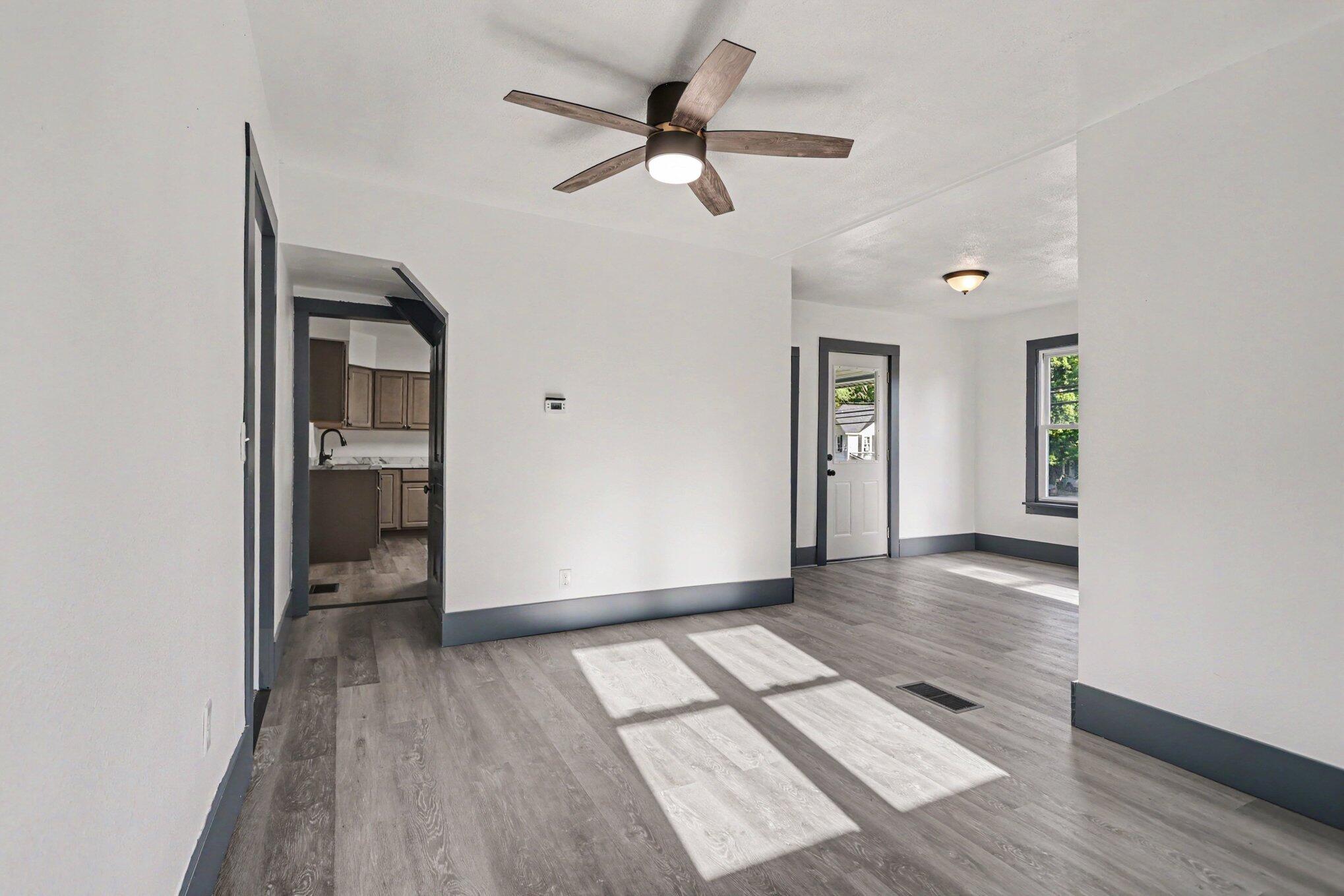 127 South Street Property Photo 17