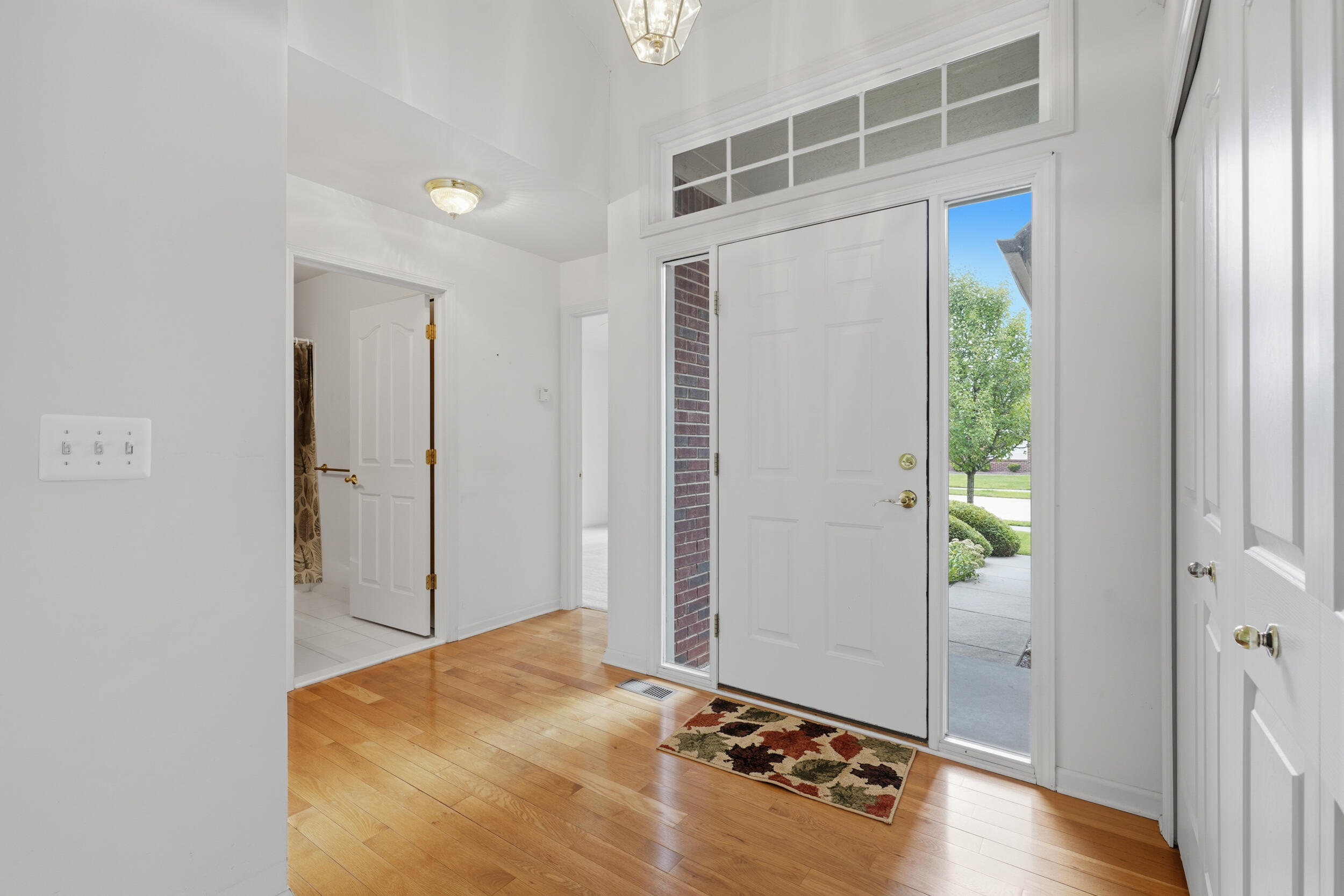 52689 Wildwood Drive Property Photo 6