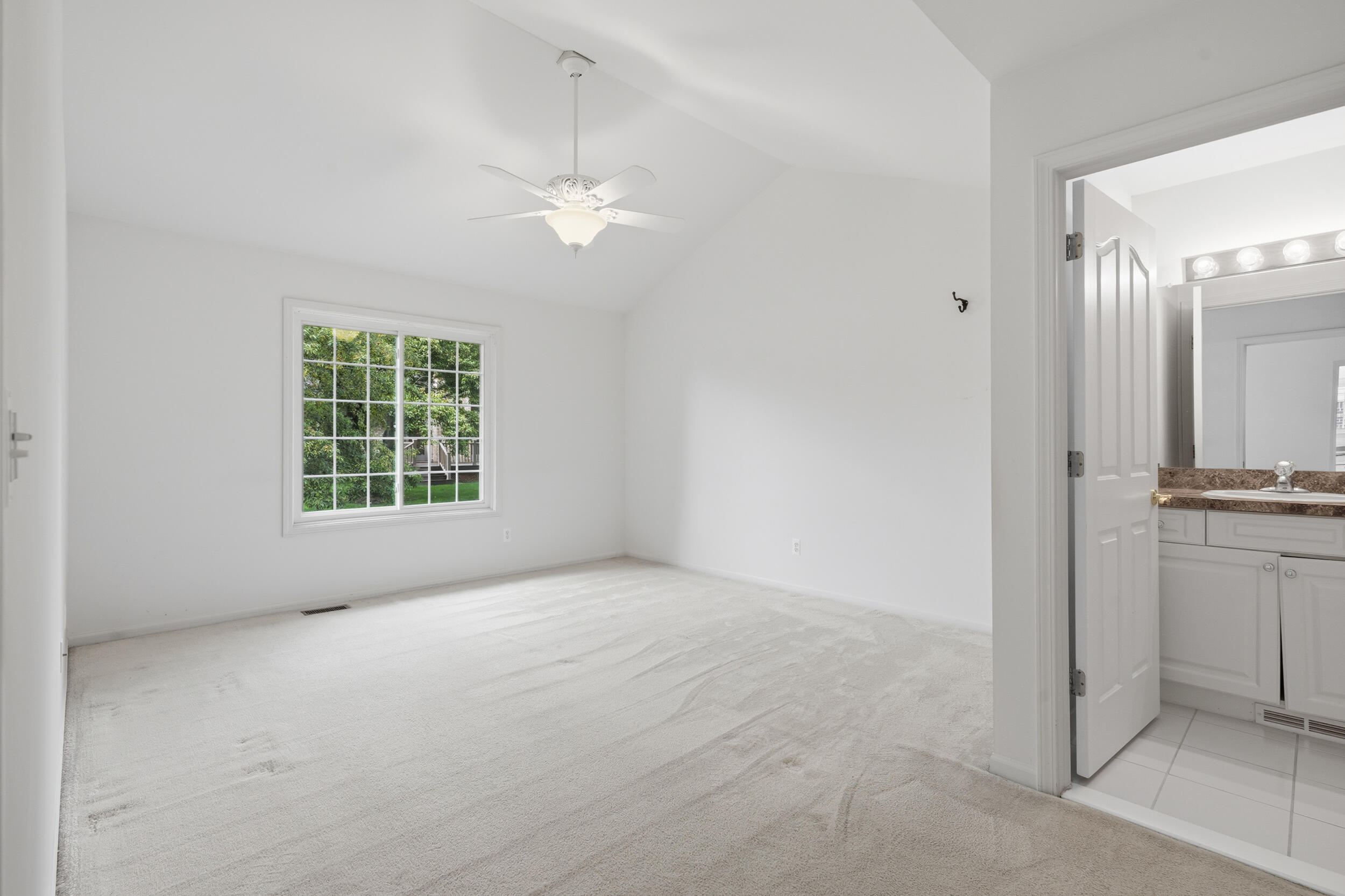 52689 Wildwood Drive Property Photo 15
