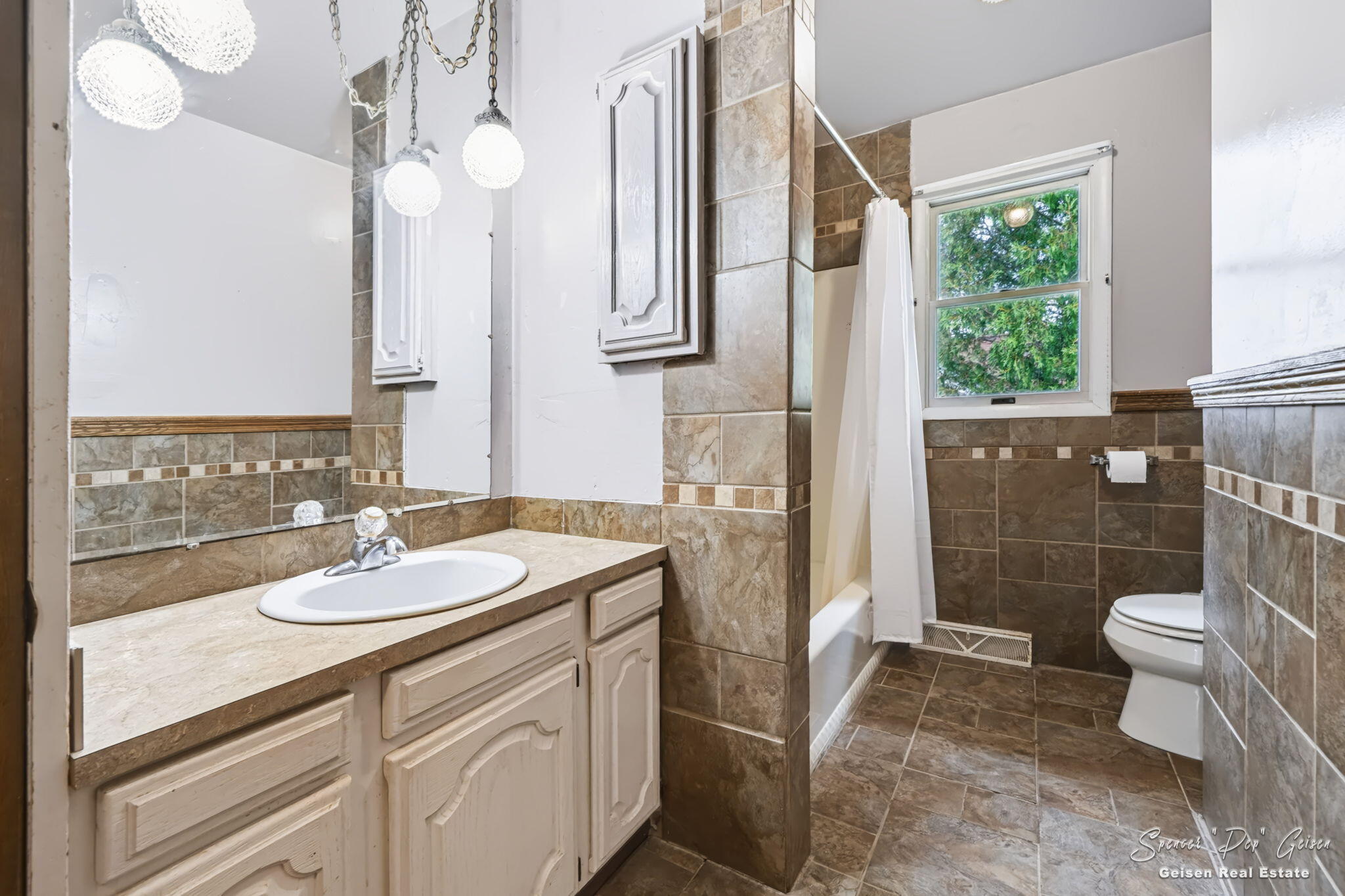 8601 Hidden Trail Property Photo 48