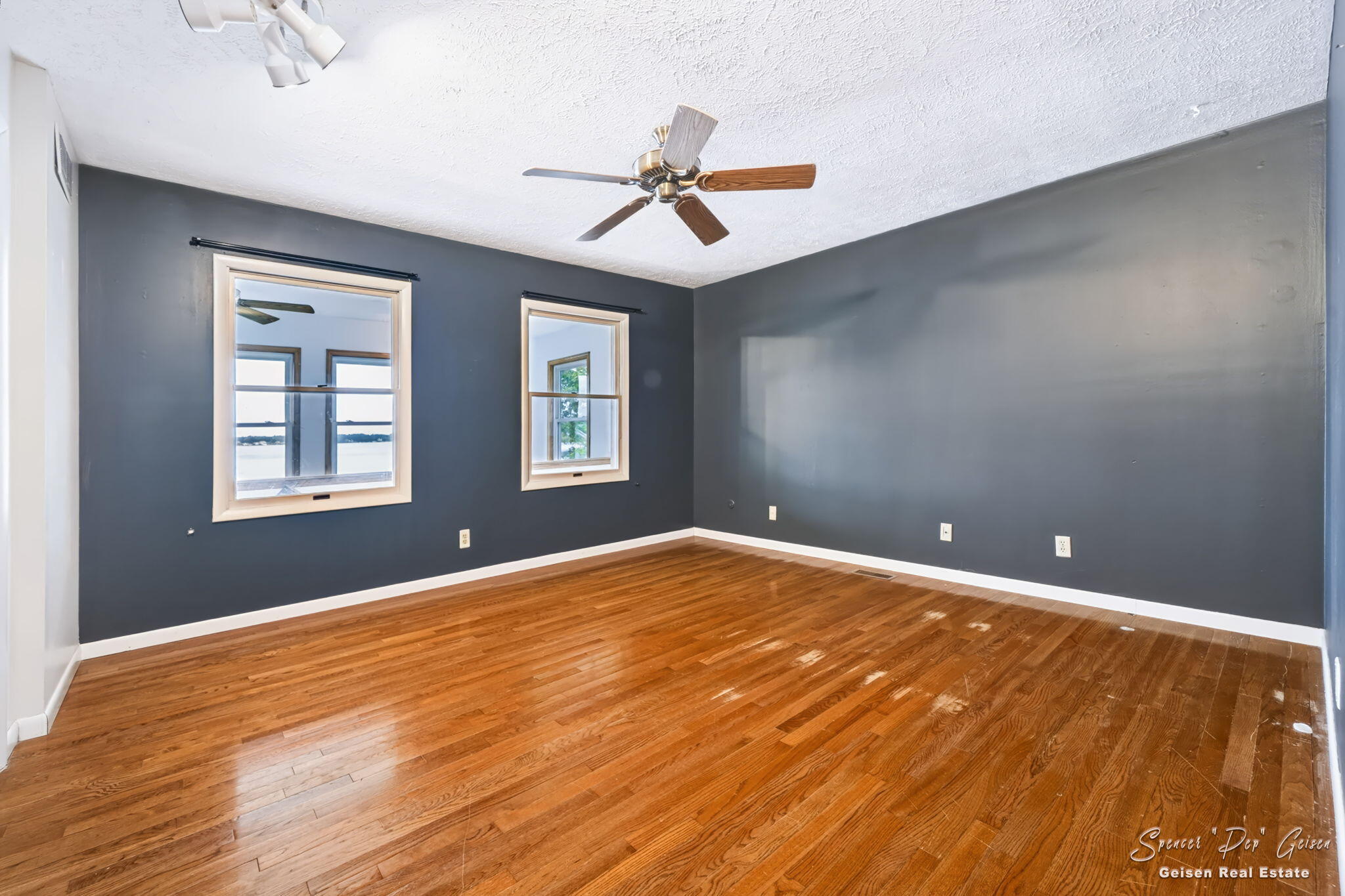 8601 Hidden Trail Property Photo 49