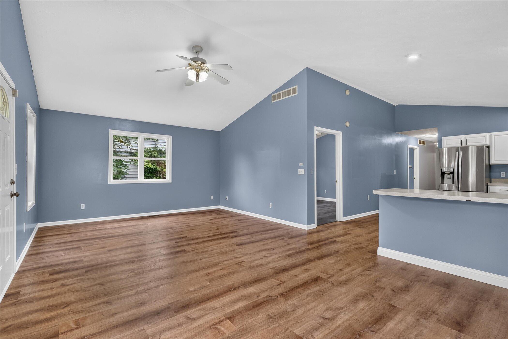 1105 Hazen Street Se Property Photo 9