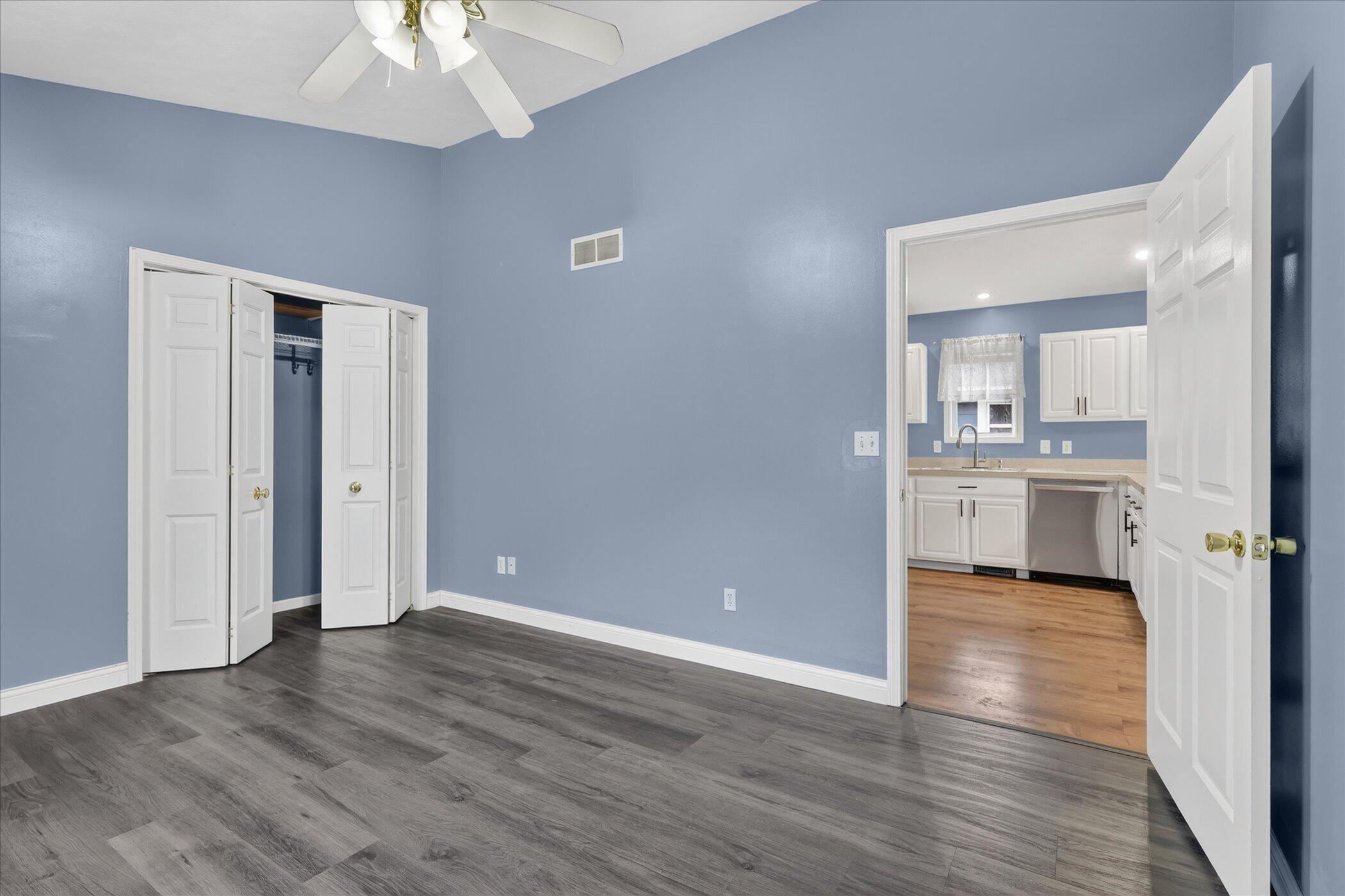 1105 Hazen Street Se Property Photo 16
