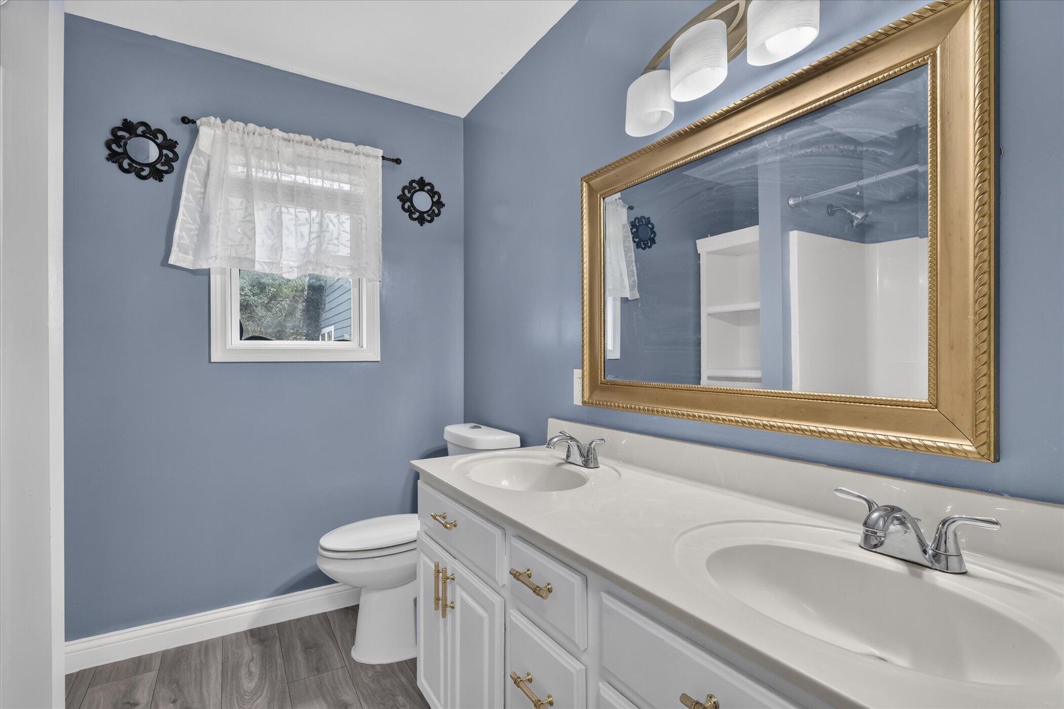 1105 Hazen Street Se Property Photo 17