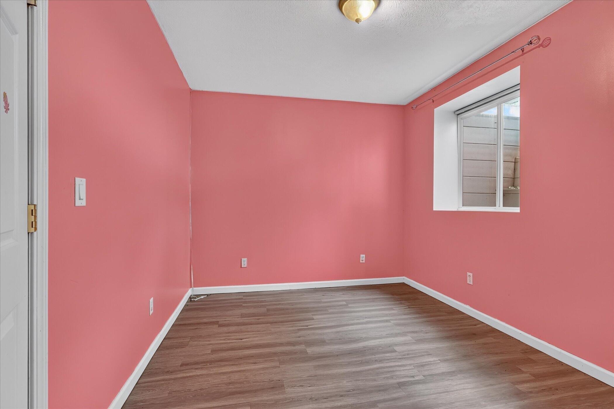 1105 Hazen Street Se Property Photo 25