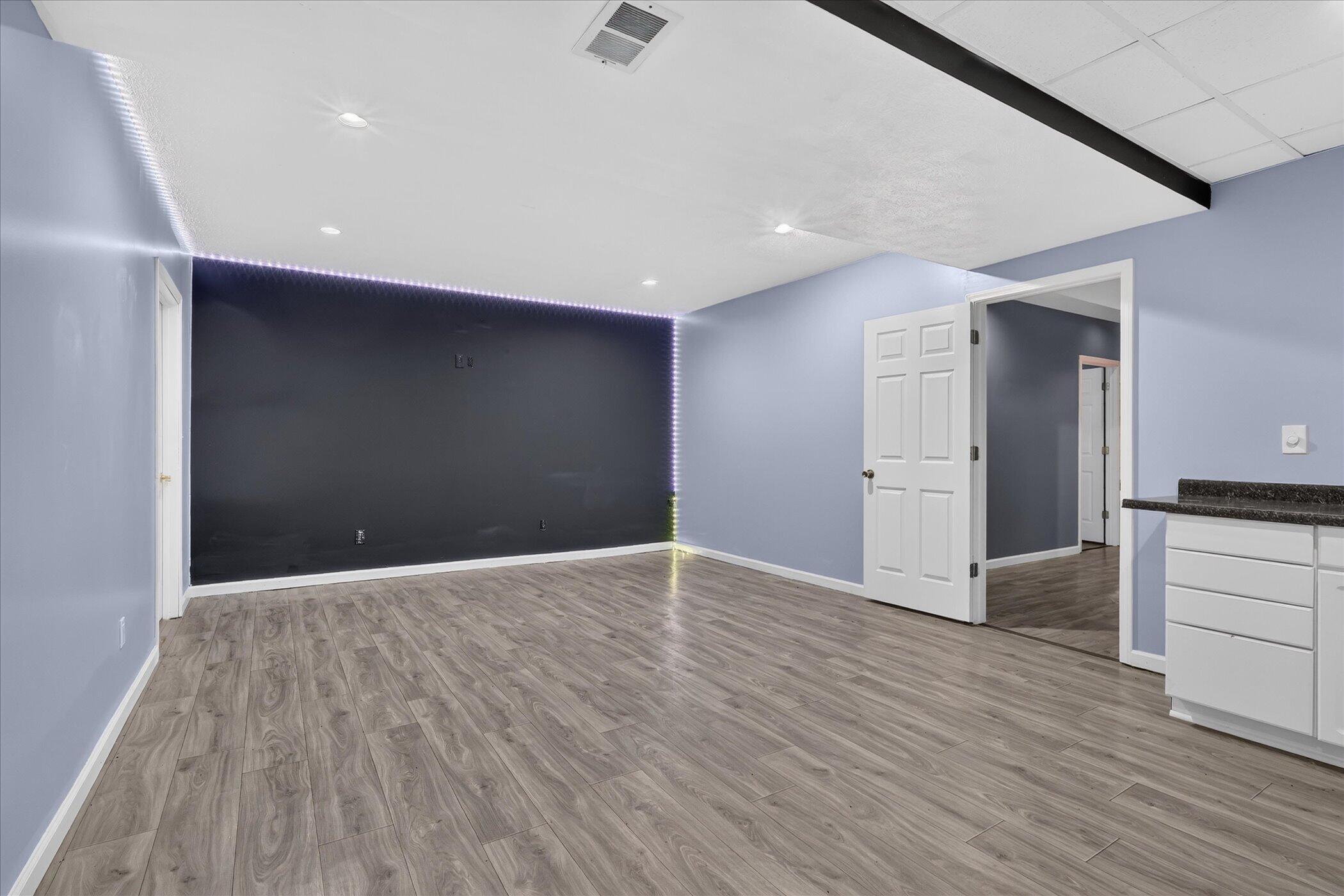 1105 Hazen Street Se Property Photo 30