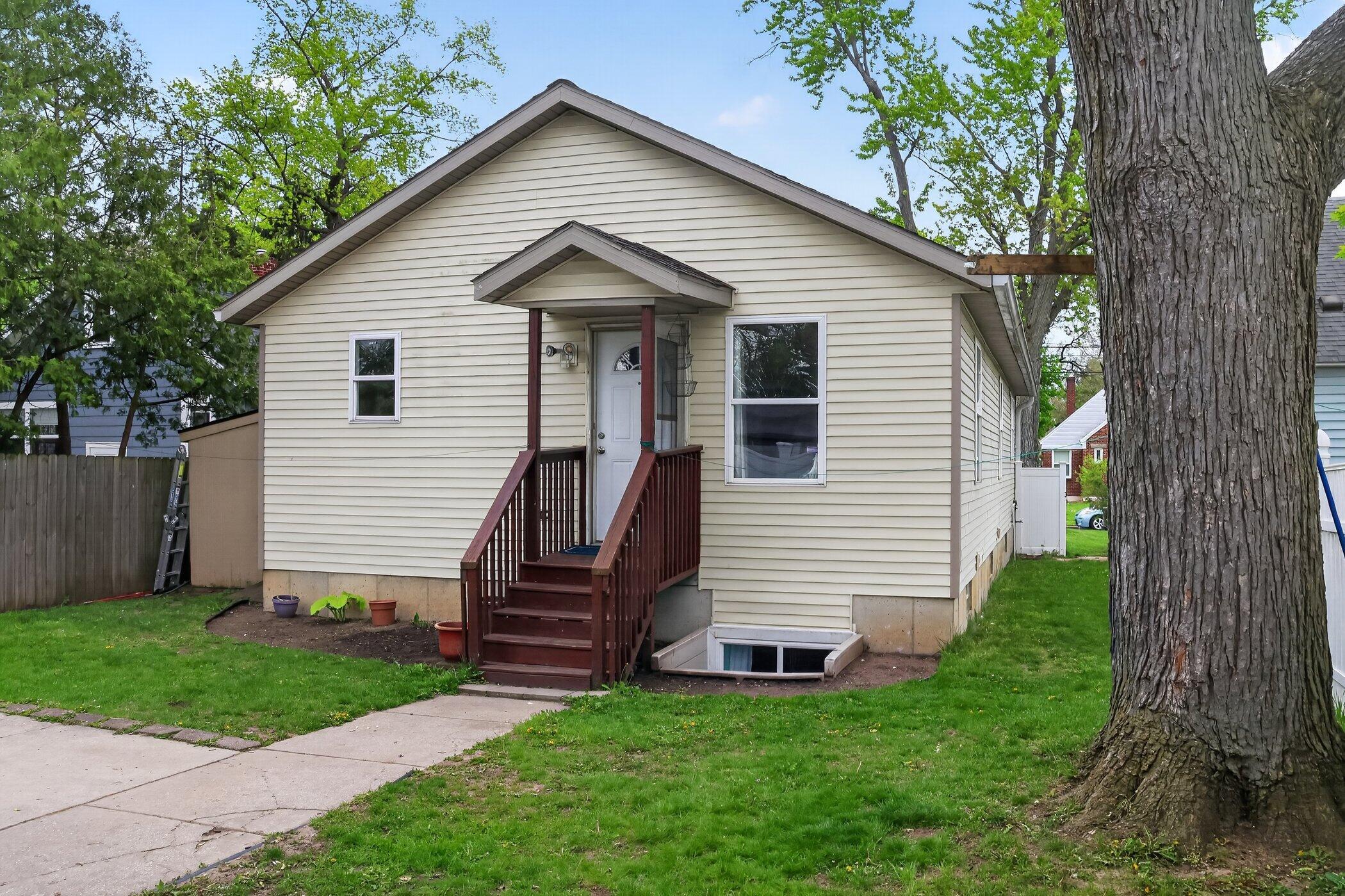 1105 Hazen Street Se Property Photo 37