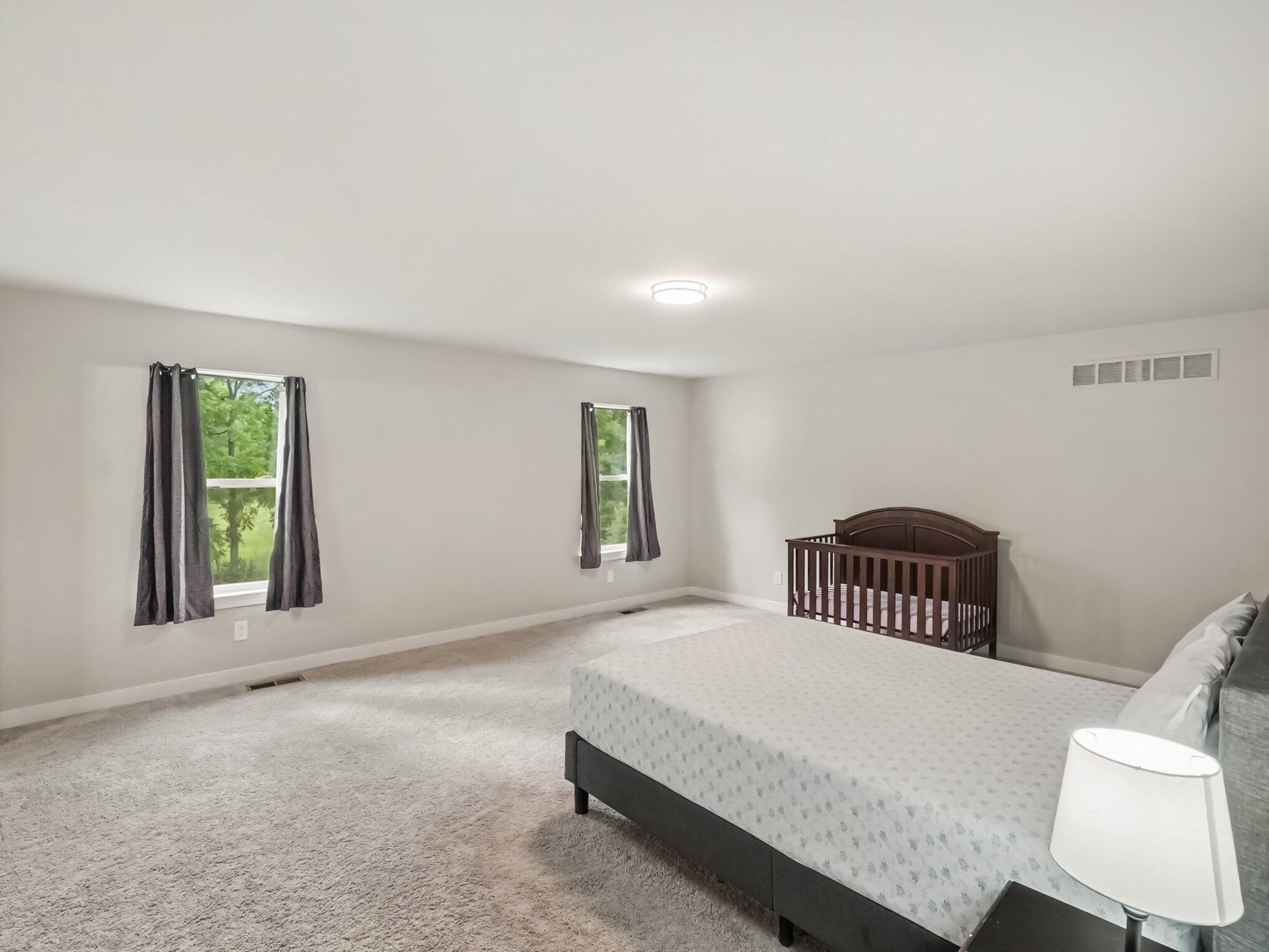 880 Machnik Drive Property Photo 8