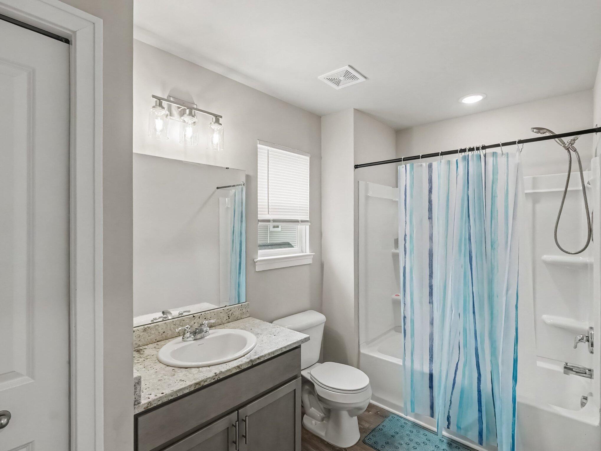 880 Machnik Drive Property Photo 15