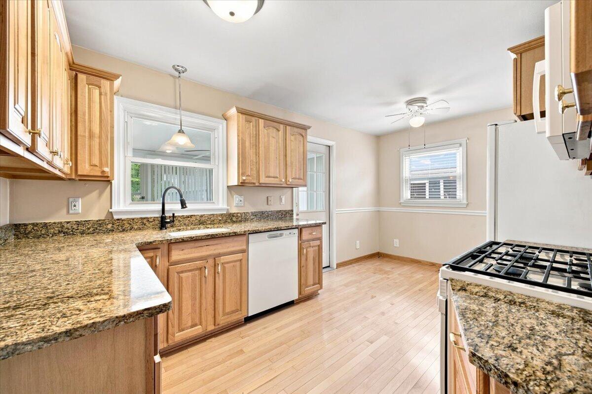 815 S Marias Avenue Property Photo 7