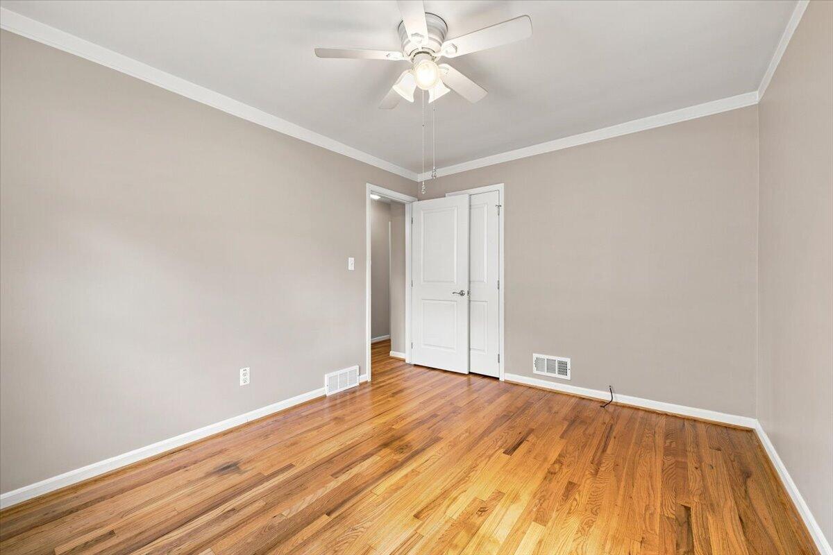 815 S Marias Avenue Property Photo 14
