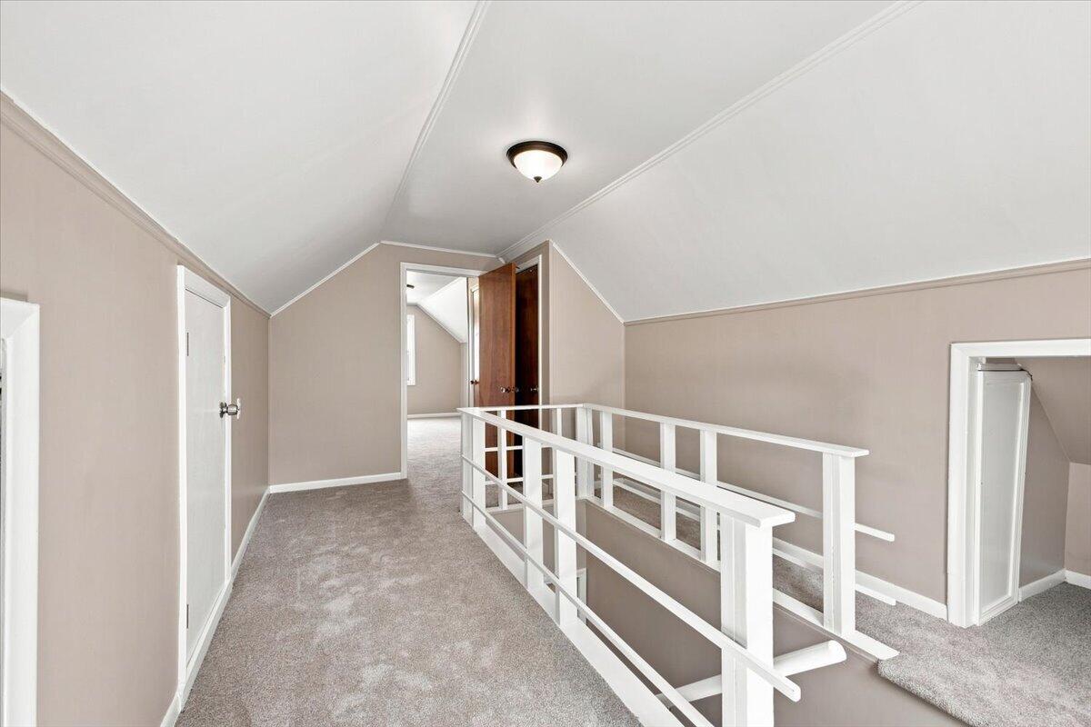 815 S Marias Avenue Property Photo 16