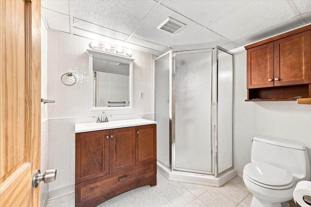 815 S Marias Avenue Property Photo 23
