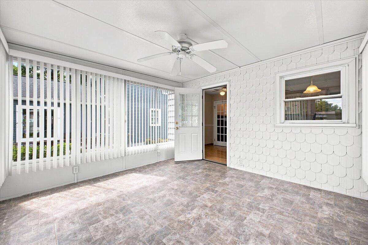 815 S Marias Avenue Property Photo 25