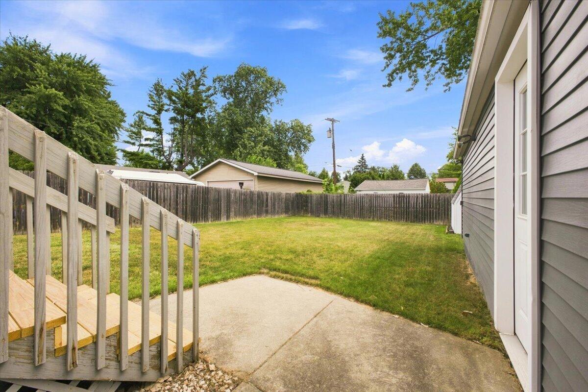 815 S Marias Avenue Property Photo 27