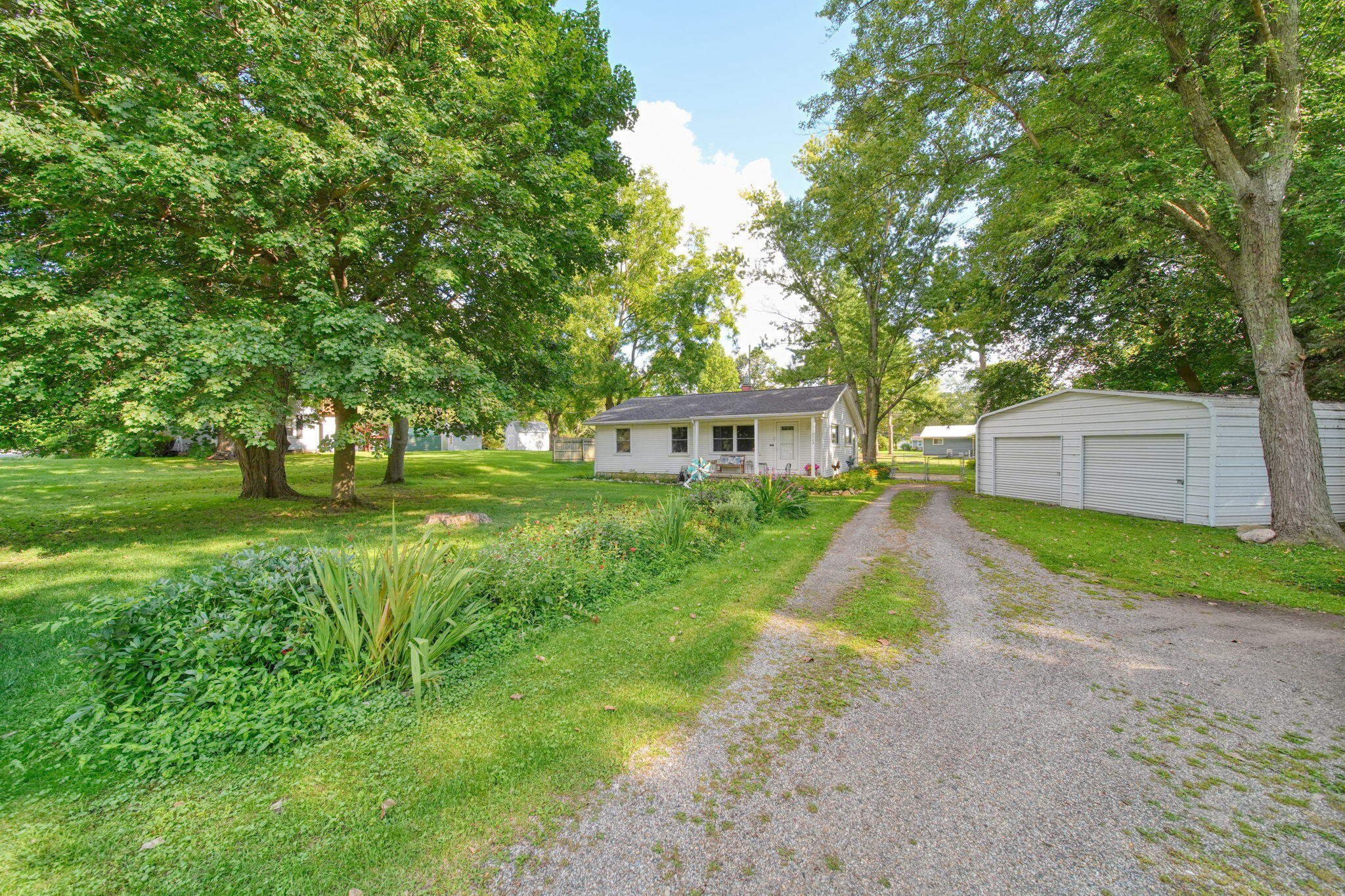 5329 Spring Arbor Road Property Photo 2