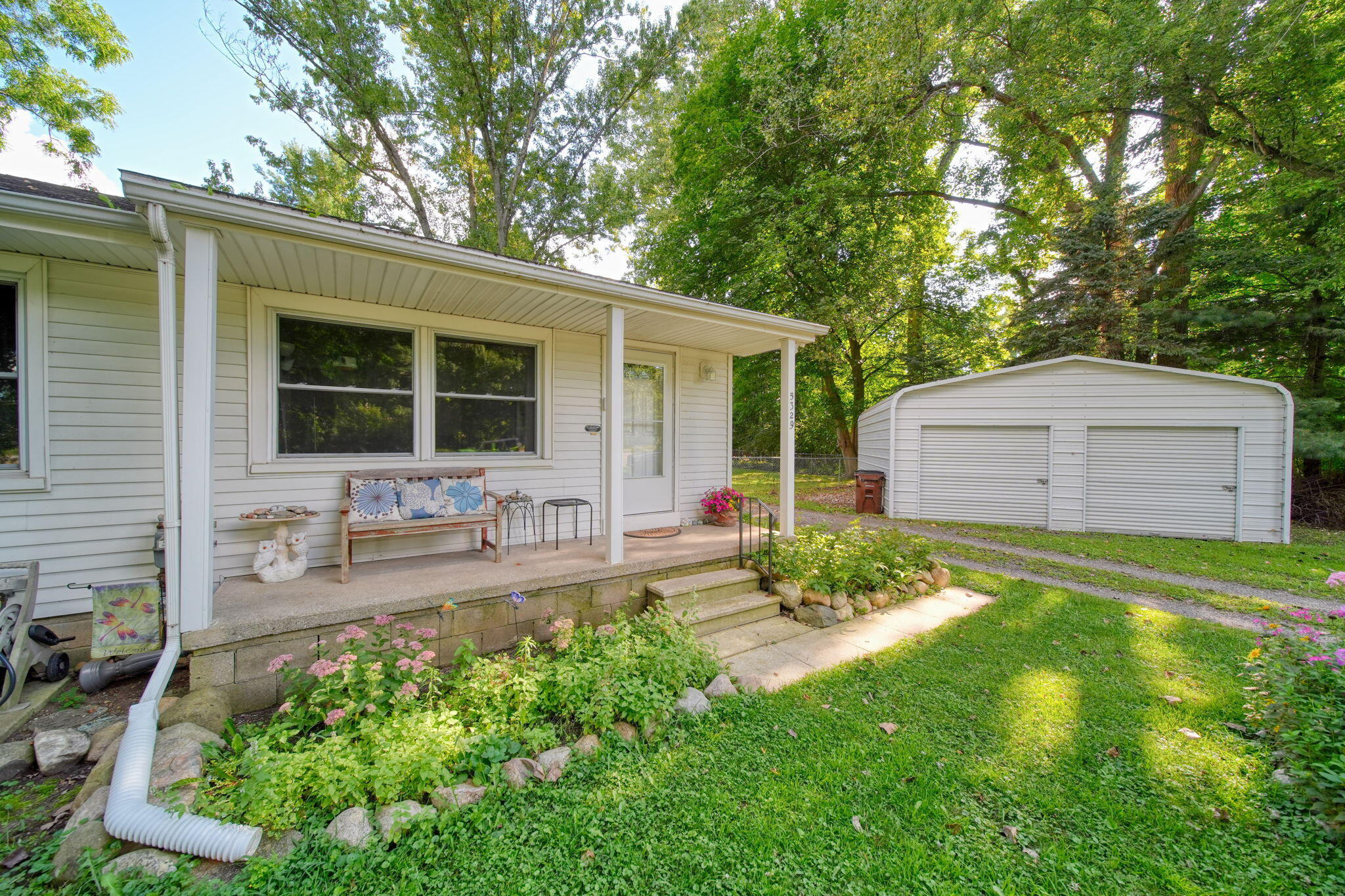 5329 Spring Arbor Road Property Photo 4