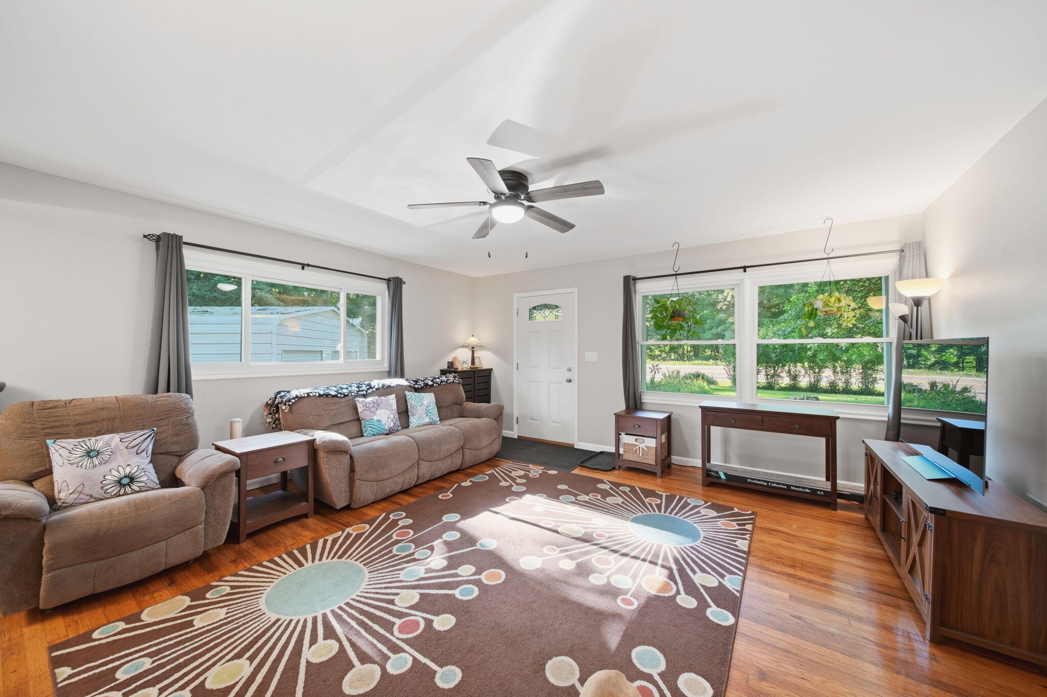 5329 Spring Arbor Road Property Photo 5