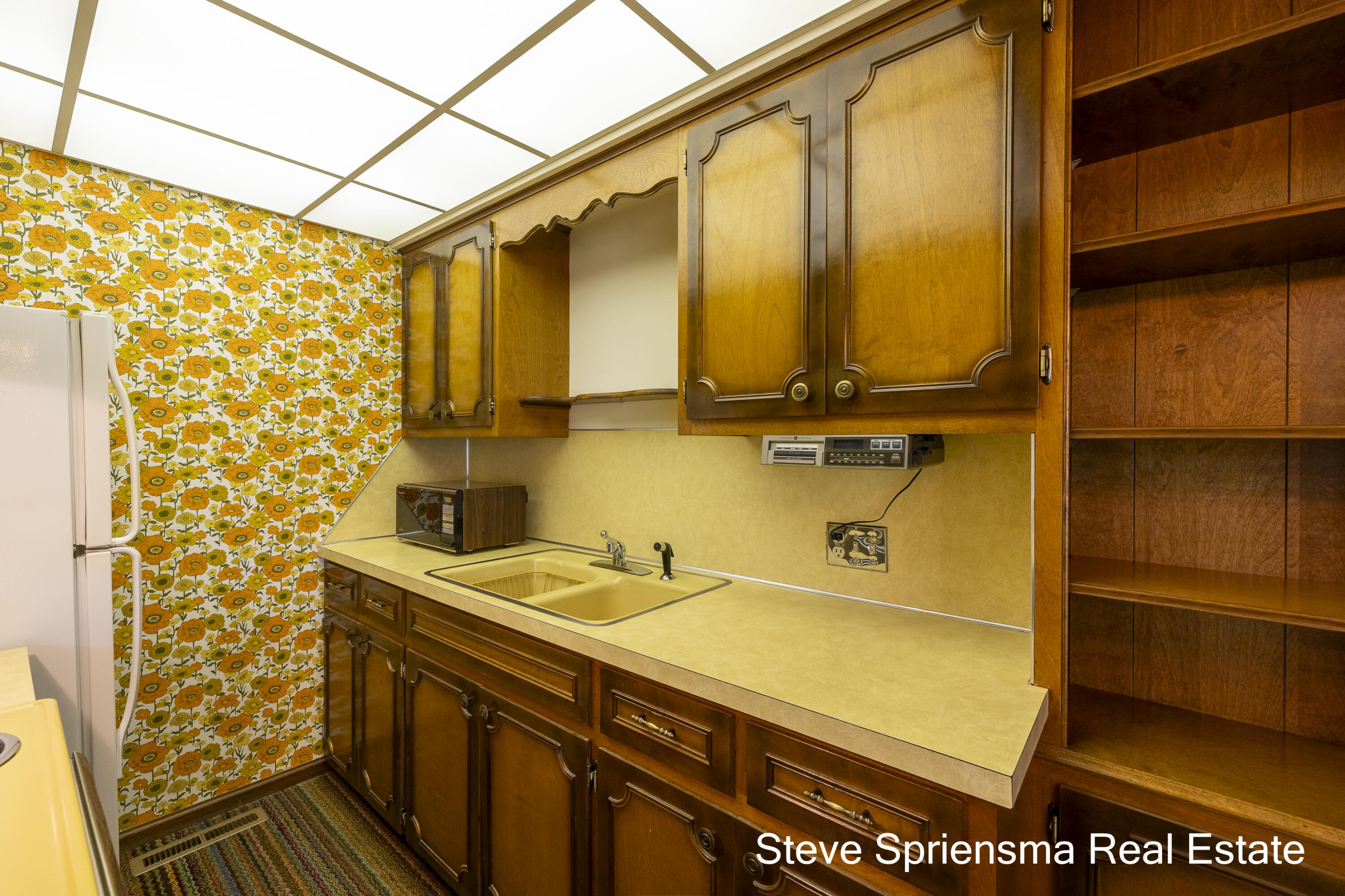 627 Carriage Lane Property Photo 13