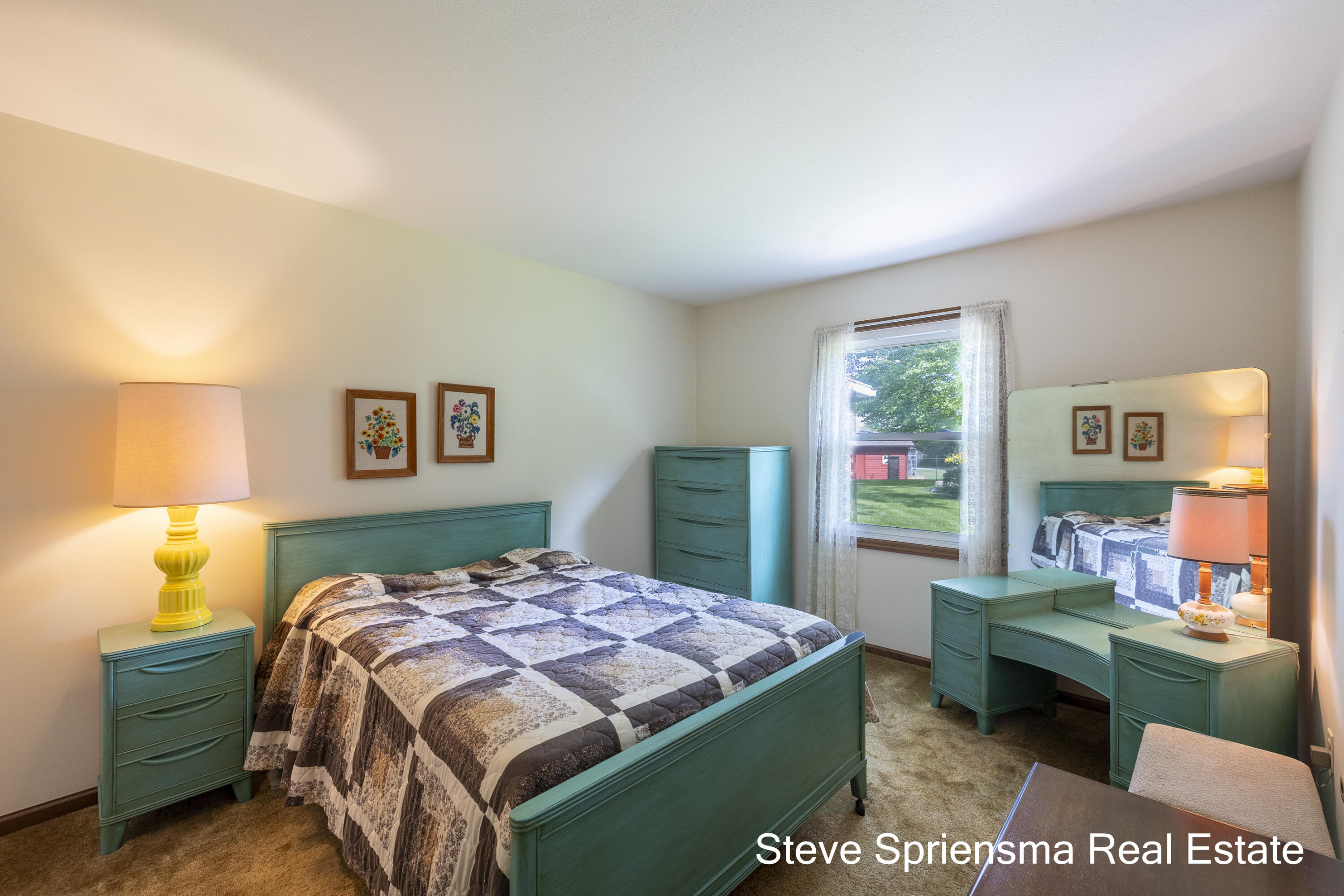 627 Carriage Lane Property Photo 18
