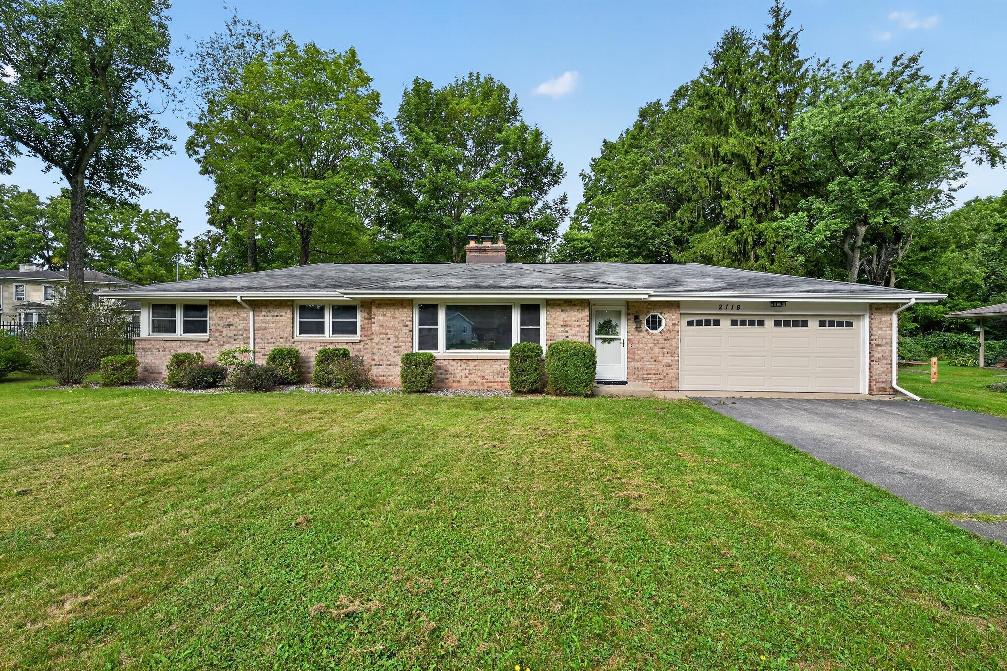 2119 Clark Avenue Property Photo 1