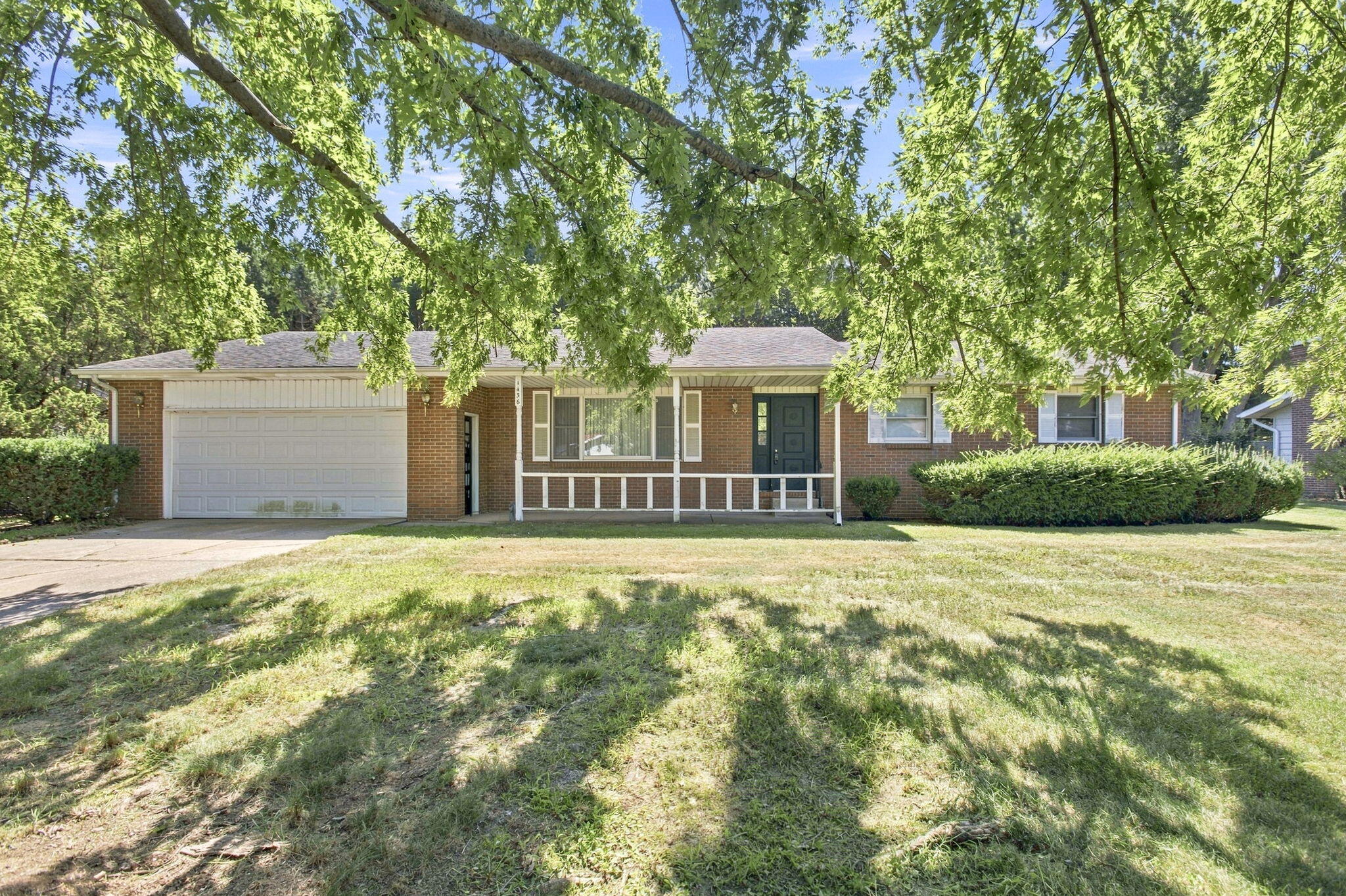 1436 St Joseph Circle Property Photo 1