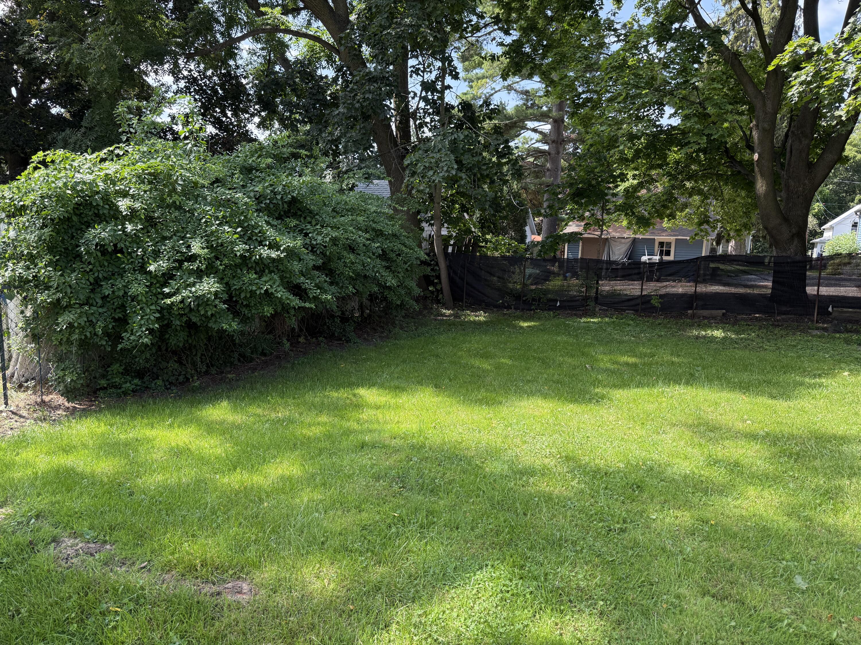313 Morse Street Property Photo 7