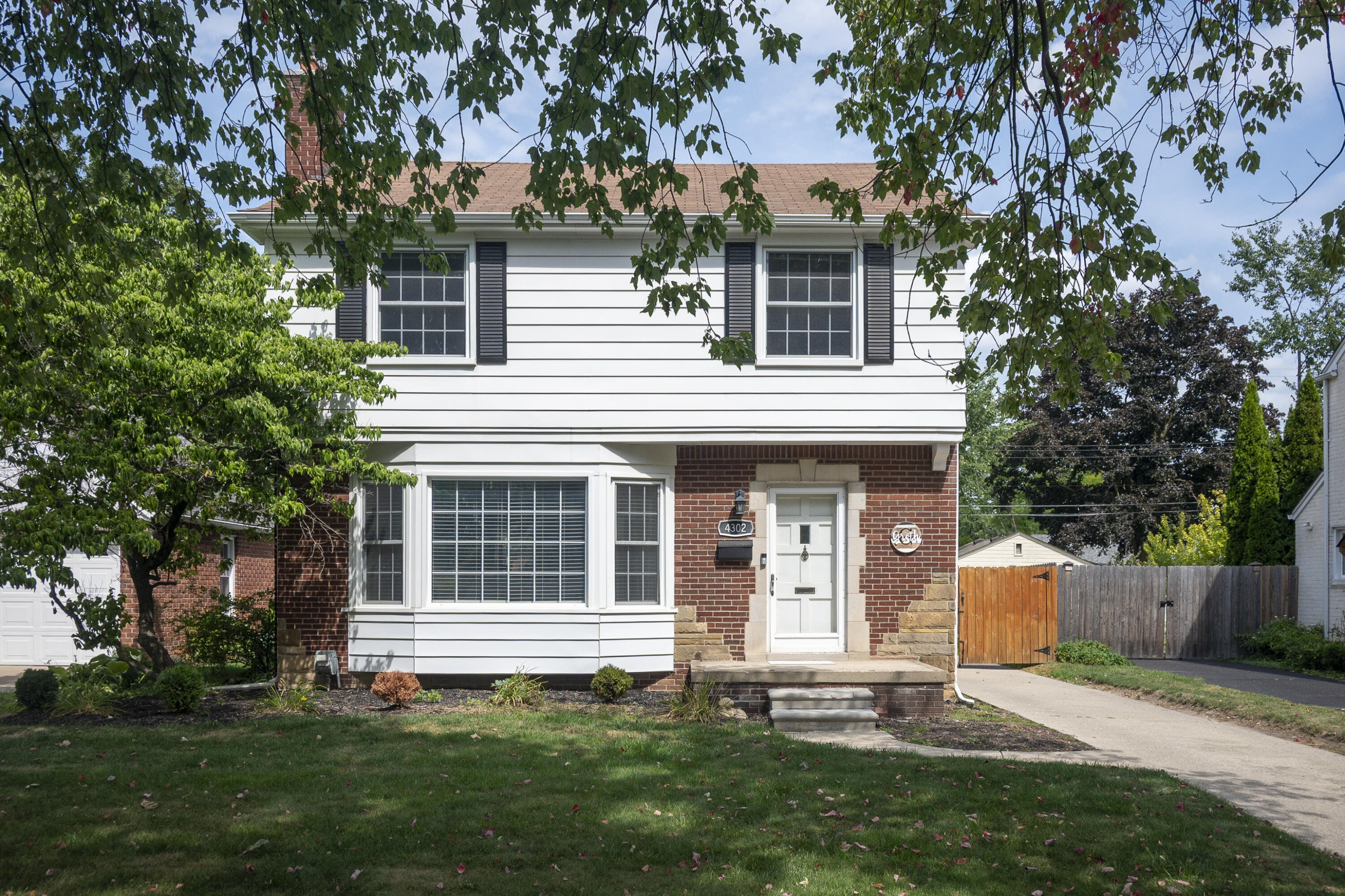 4302 Arlington Drive Property Photo 1