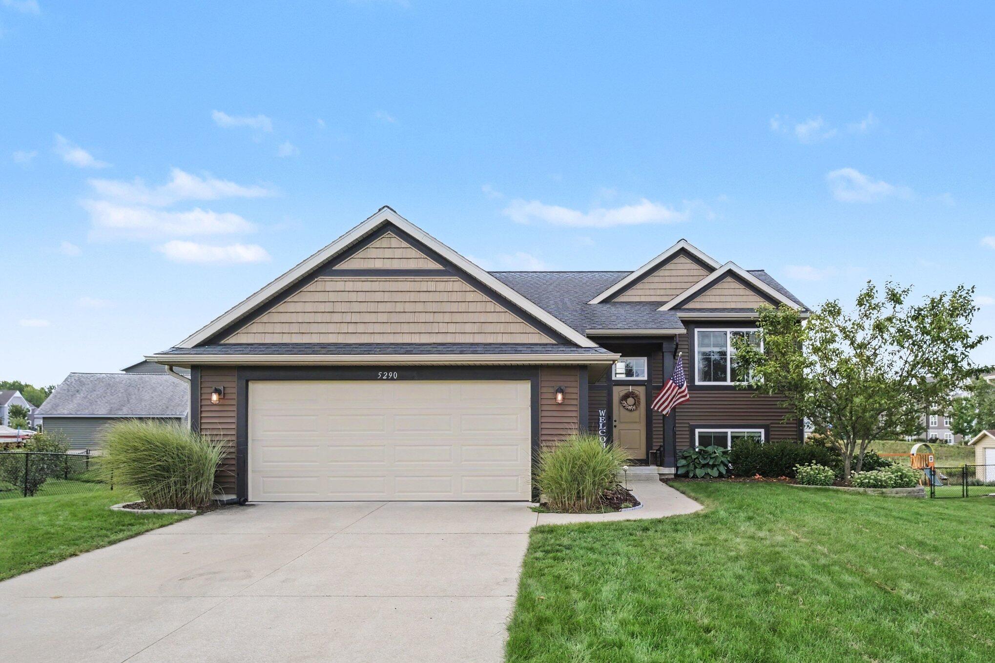 5290 Crestfield Lane Property Photo 1