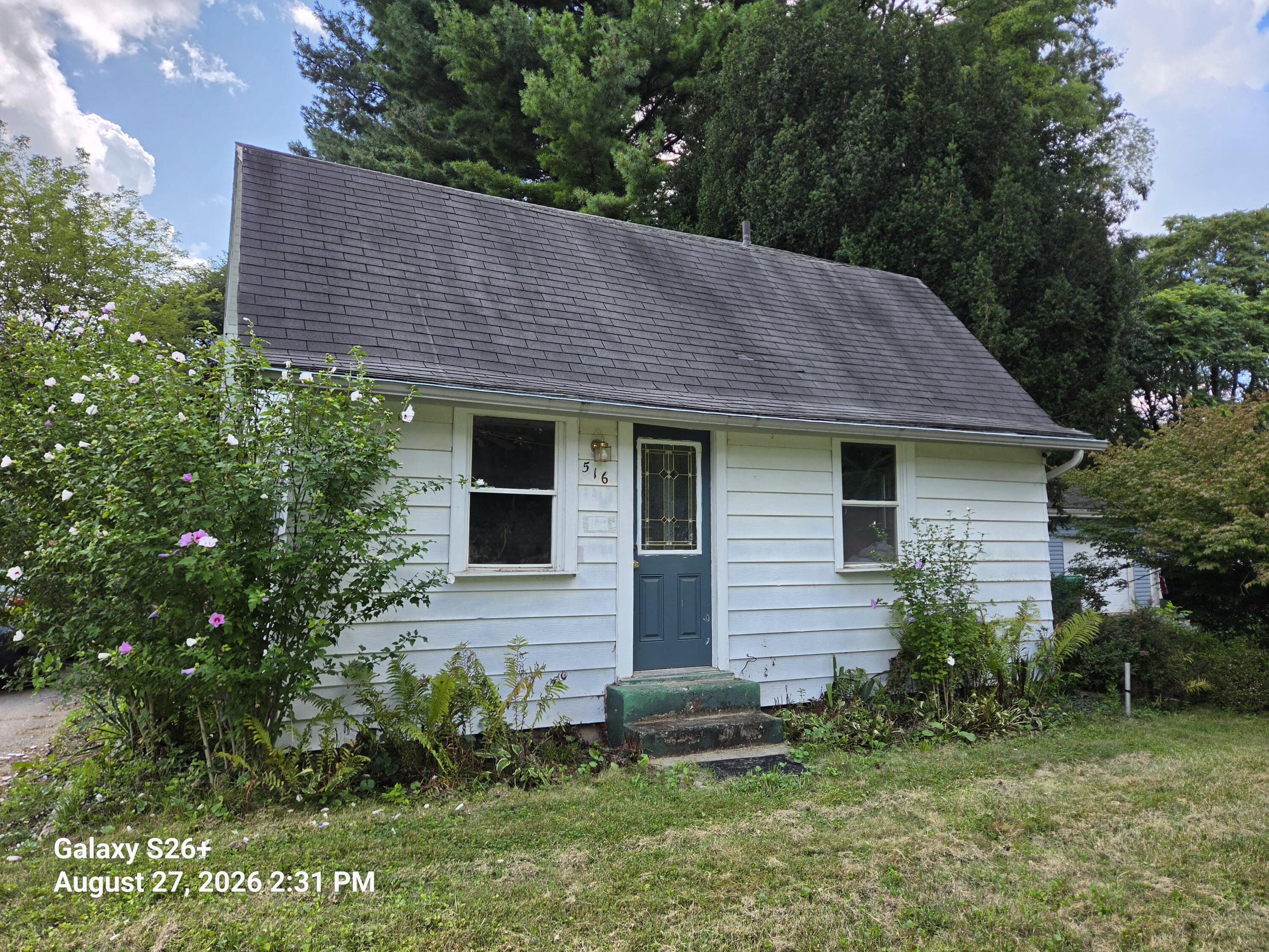 516 Hillcrest Road Property Photo 1