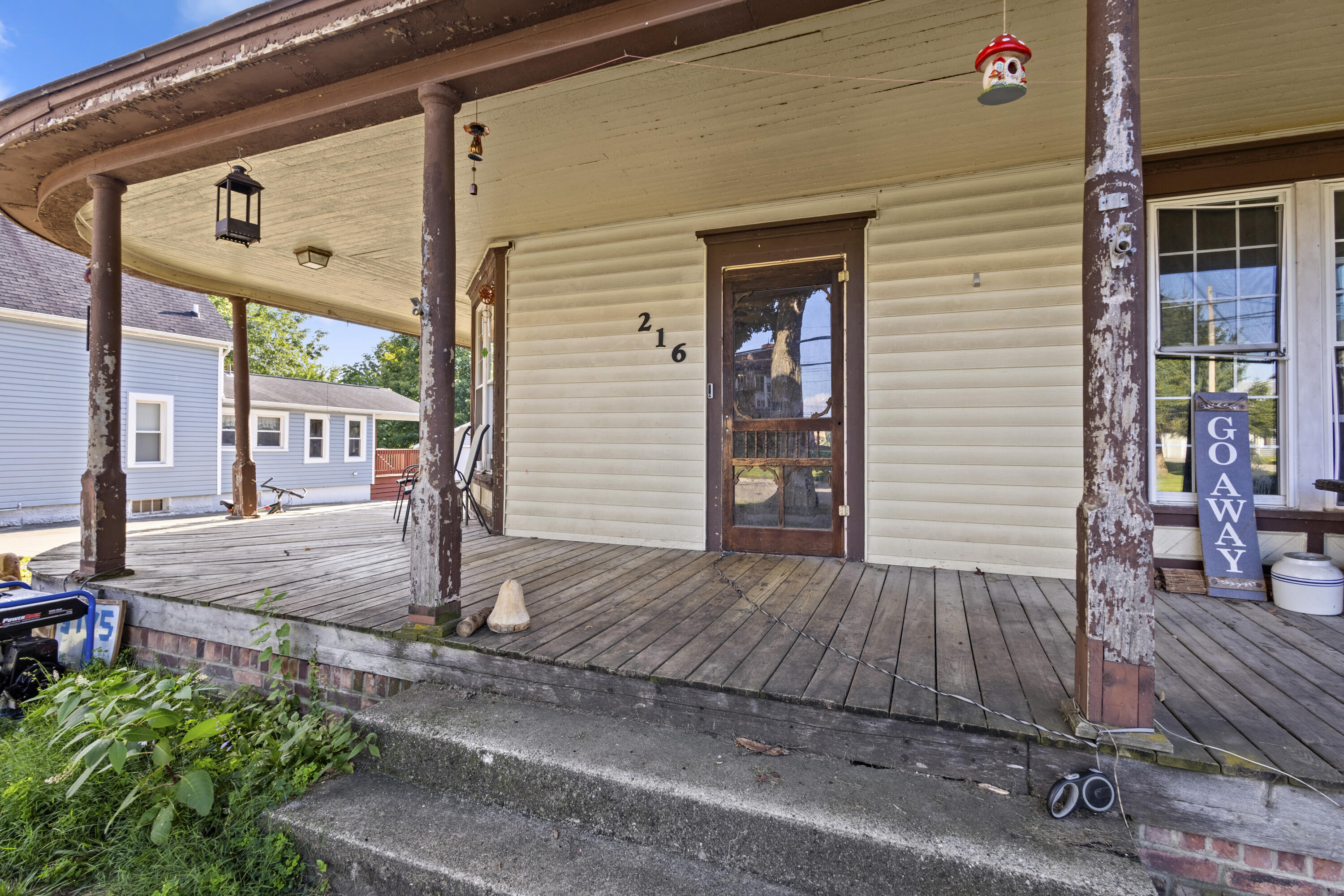 216 N Chicago Street Property Photo 30