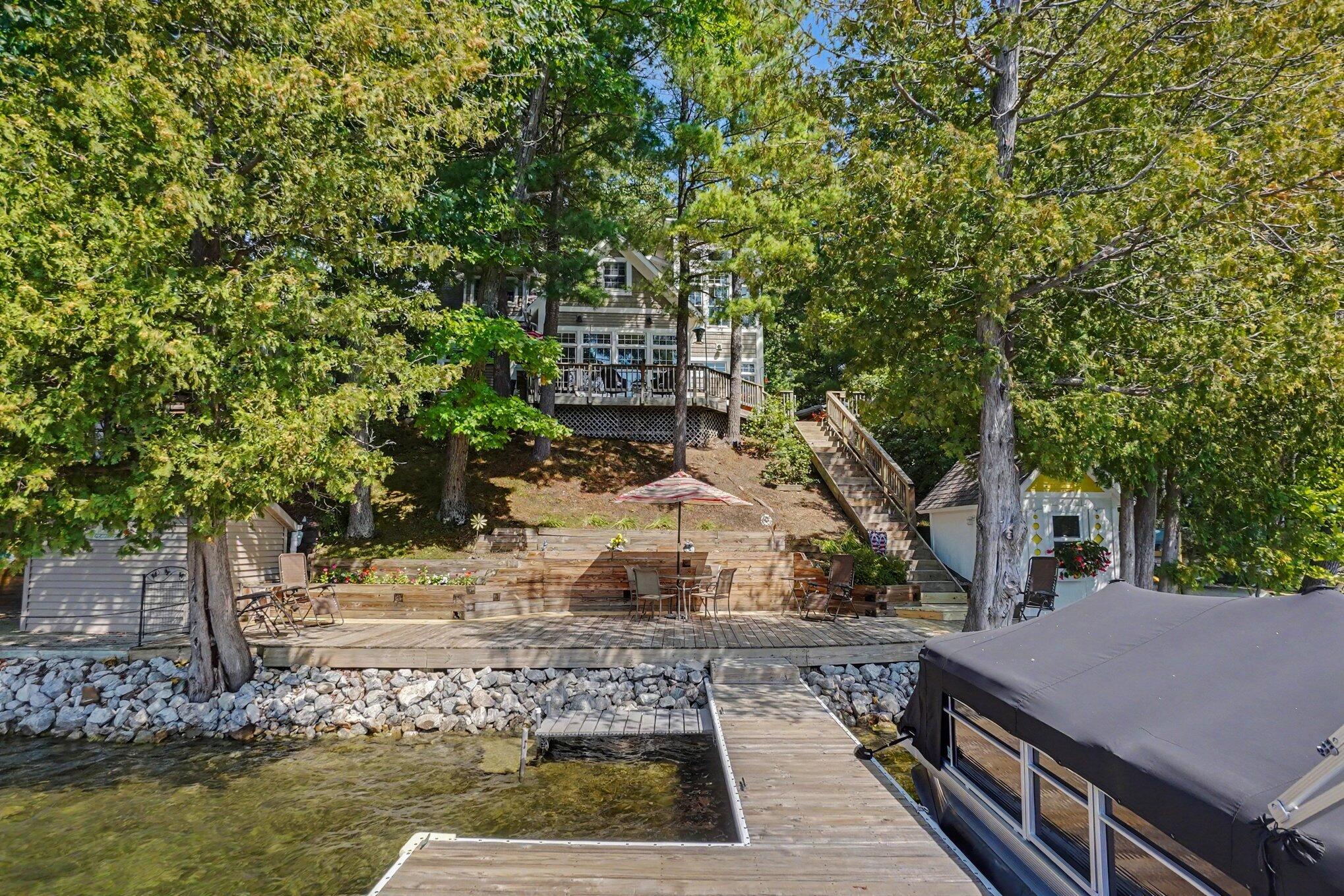 9893 N Aqua Drive Property Photo 3