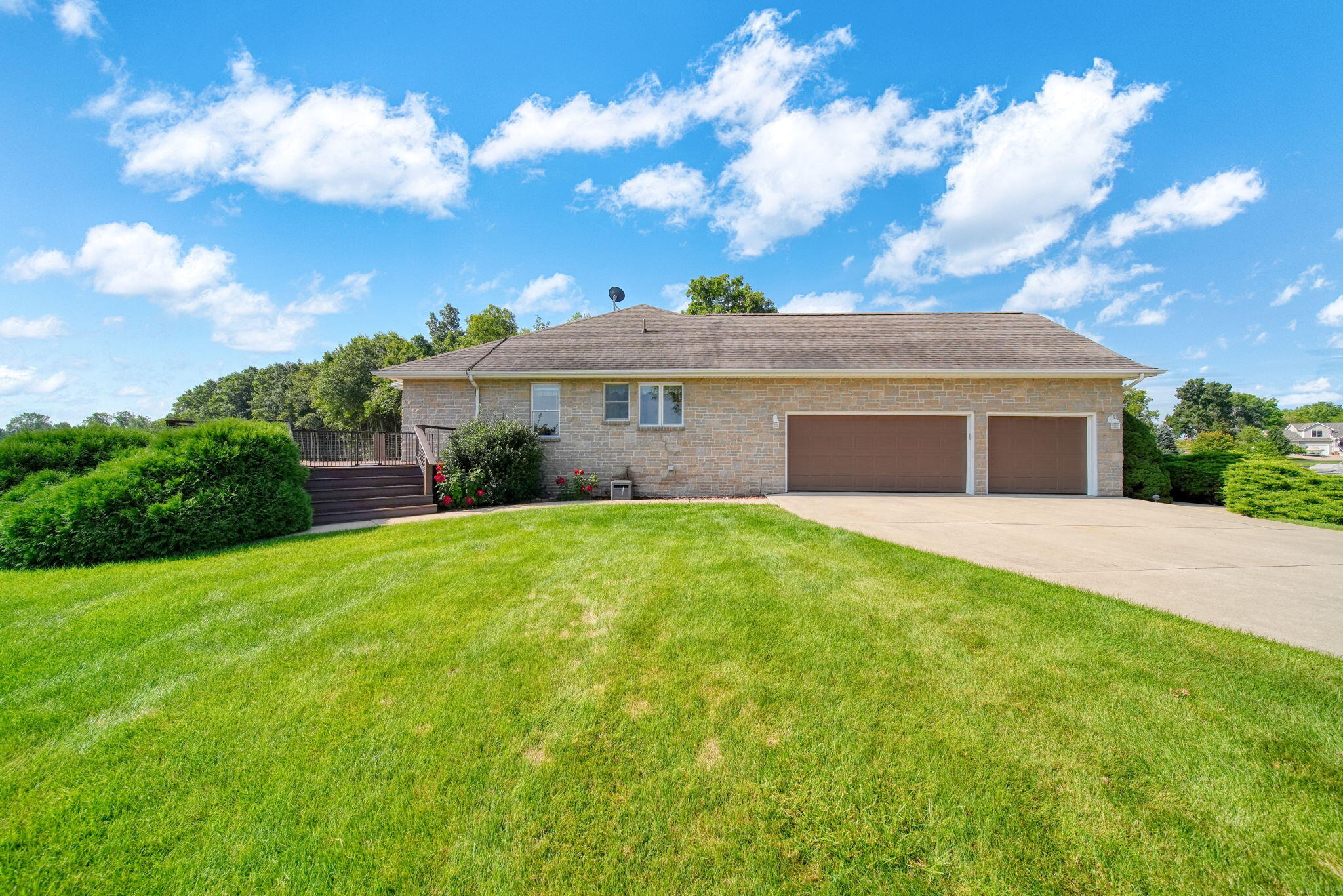 7601 Stonehedge Drive Property Photo 40