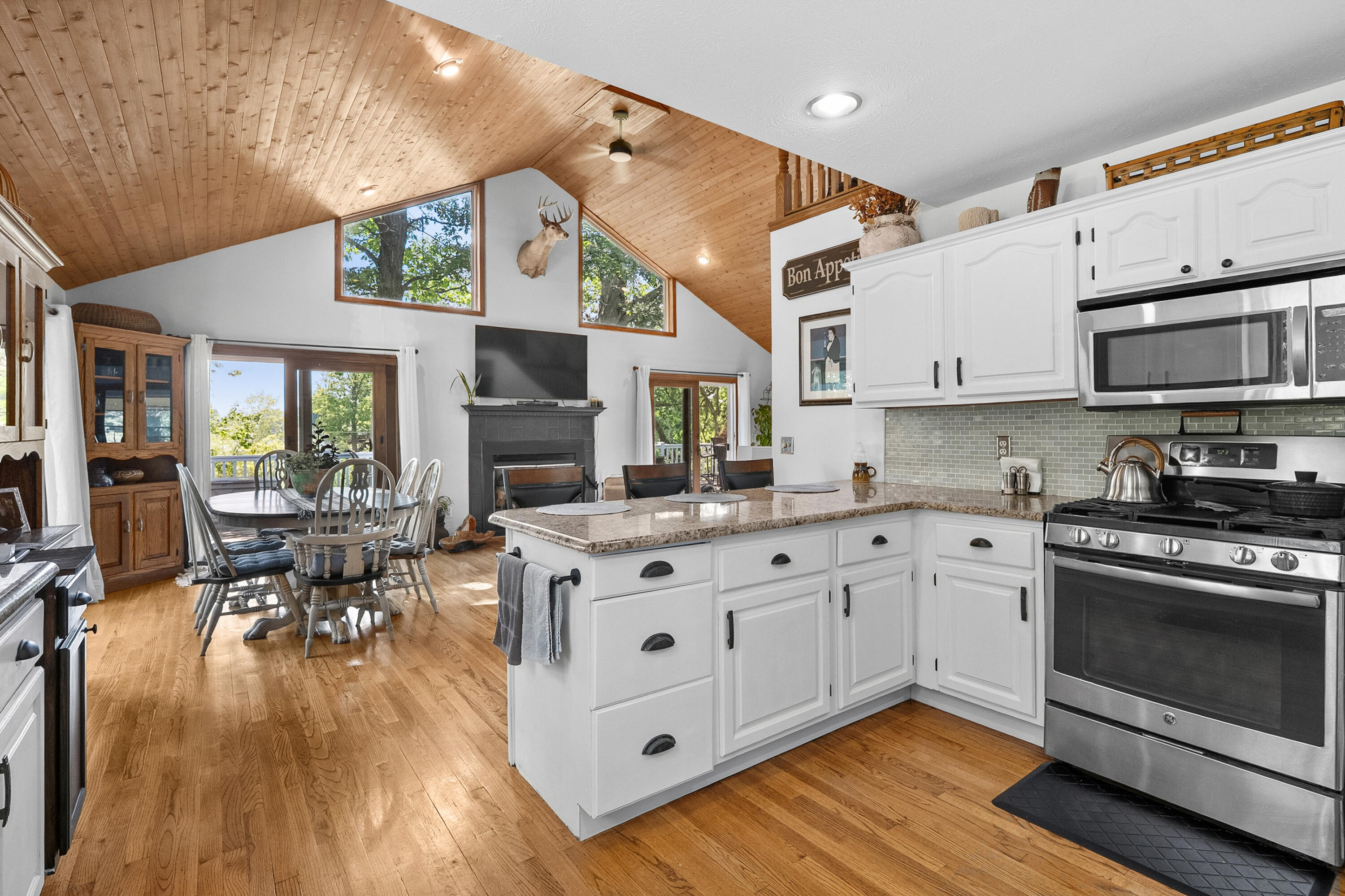 12405 Oak Ridge Road Property Photo 3