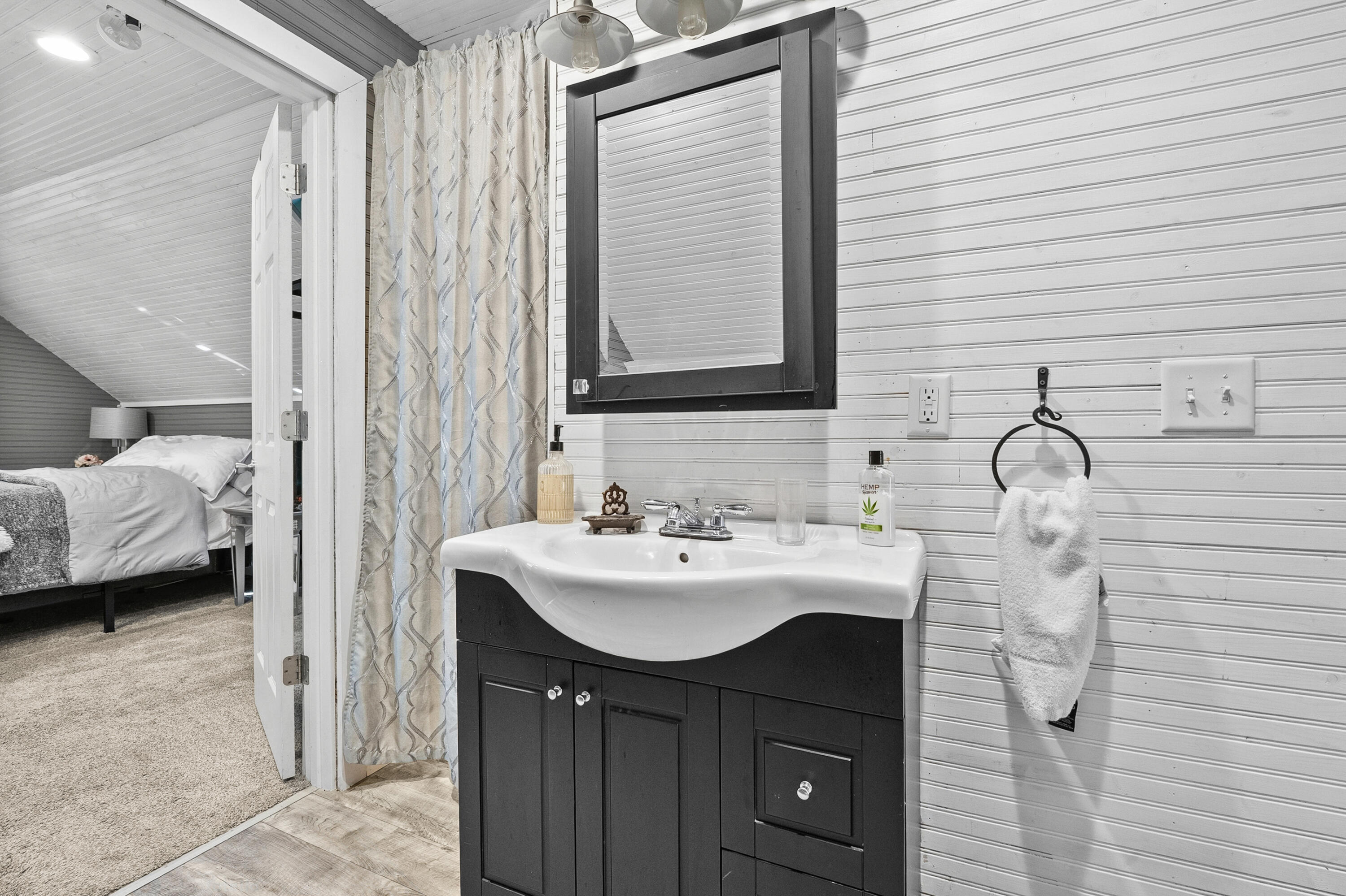 12405 Oak Ridge Road Property Photo 24
