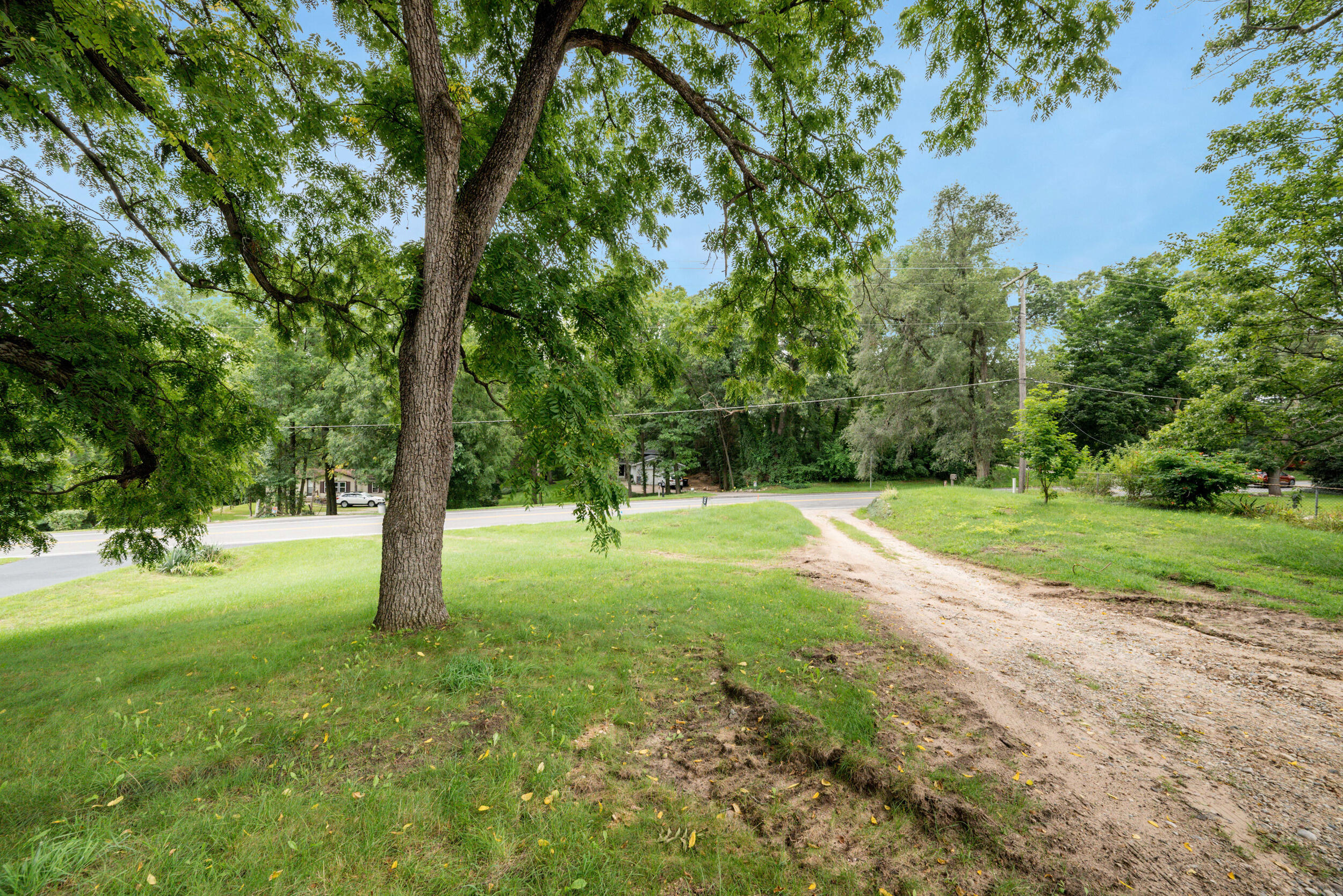3503 3 Mile Road Ne Property Photo 3