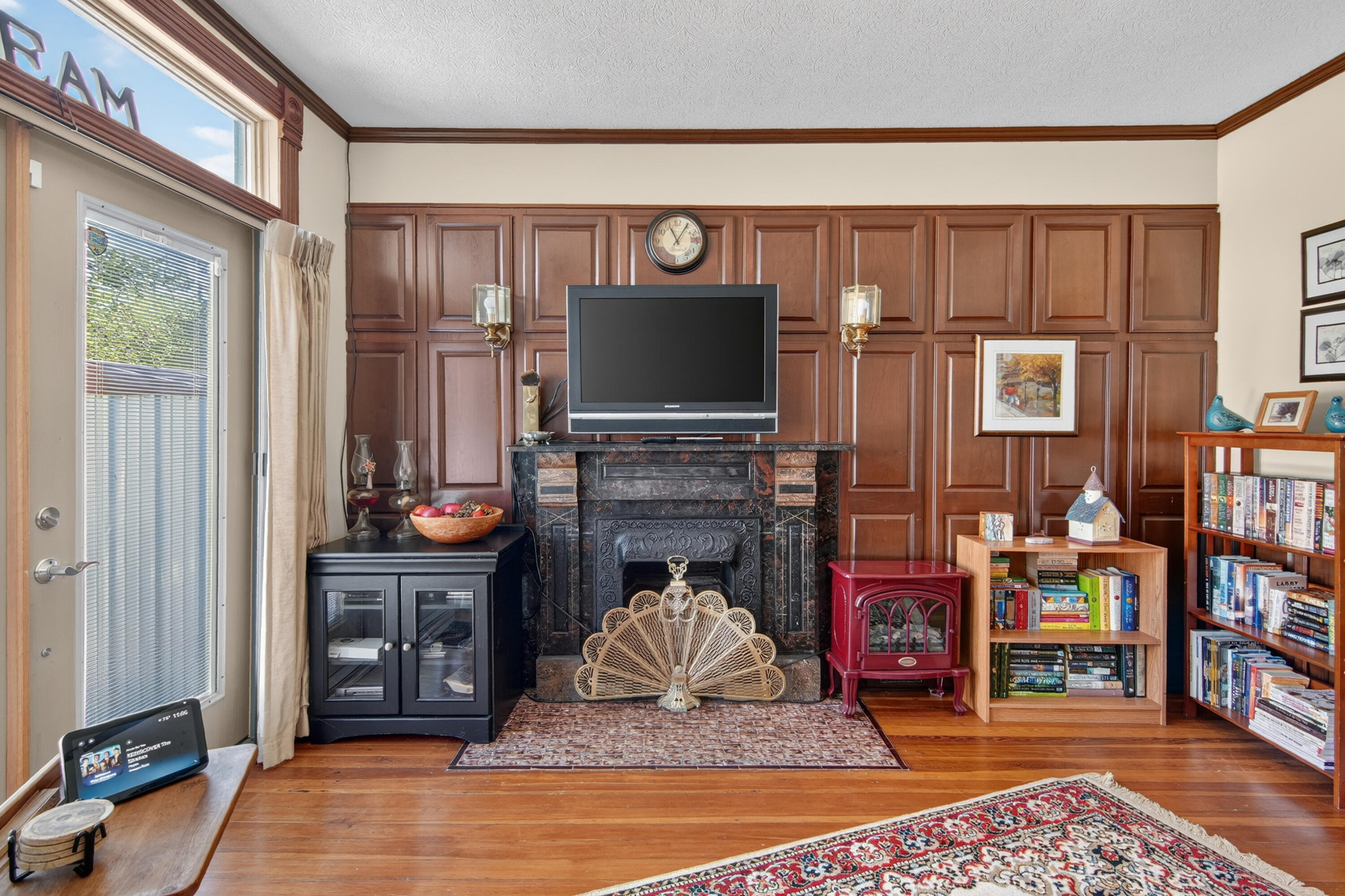 507 Grove Street Property Photo 14