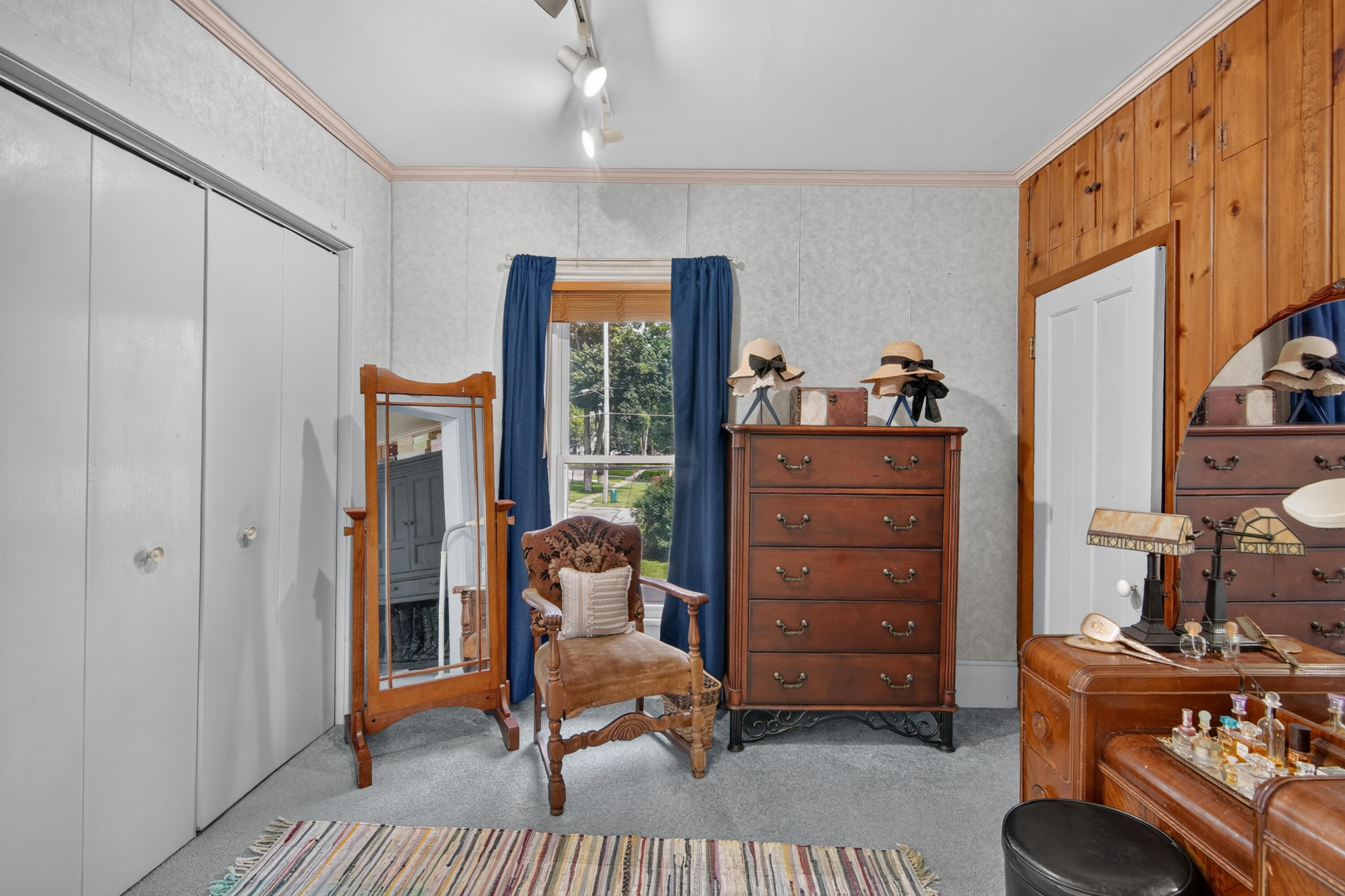 507 Grove Street Property Photo 35
