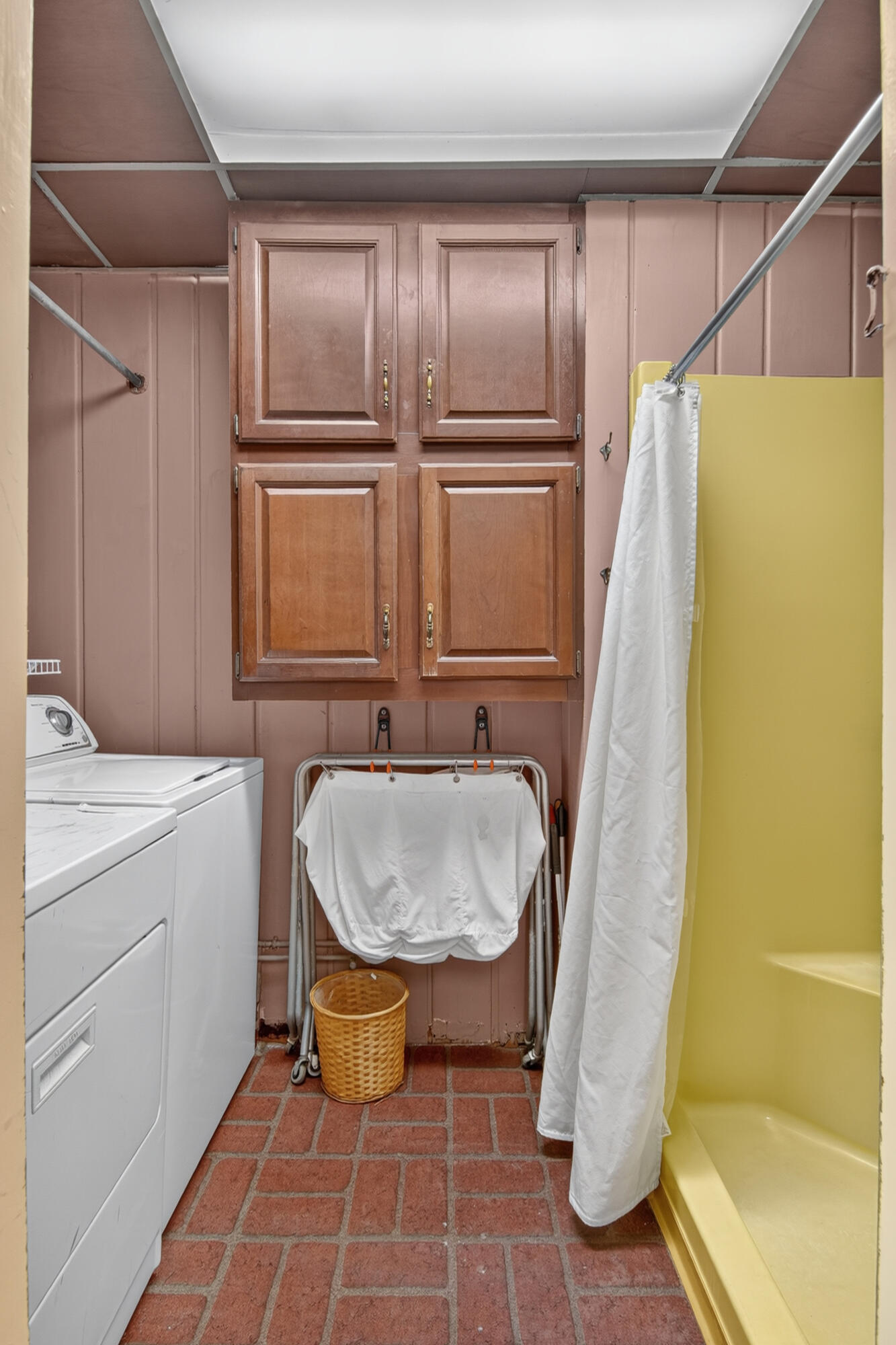 507 Grove Street Property Photo 53