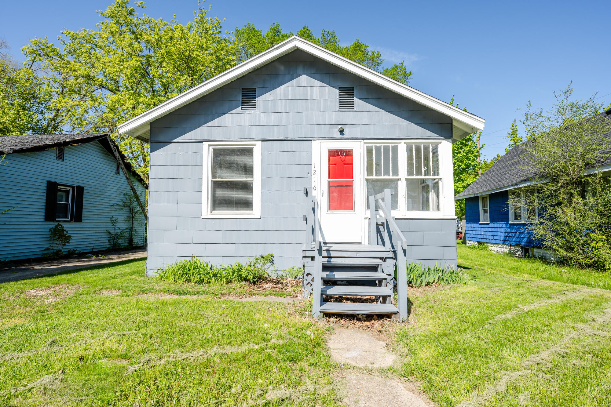 1216 Broadway Property Photo 1