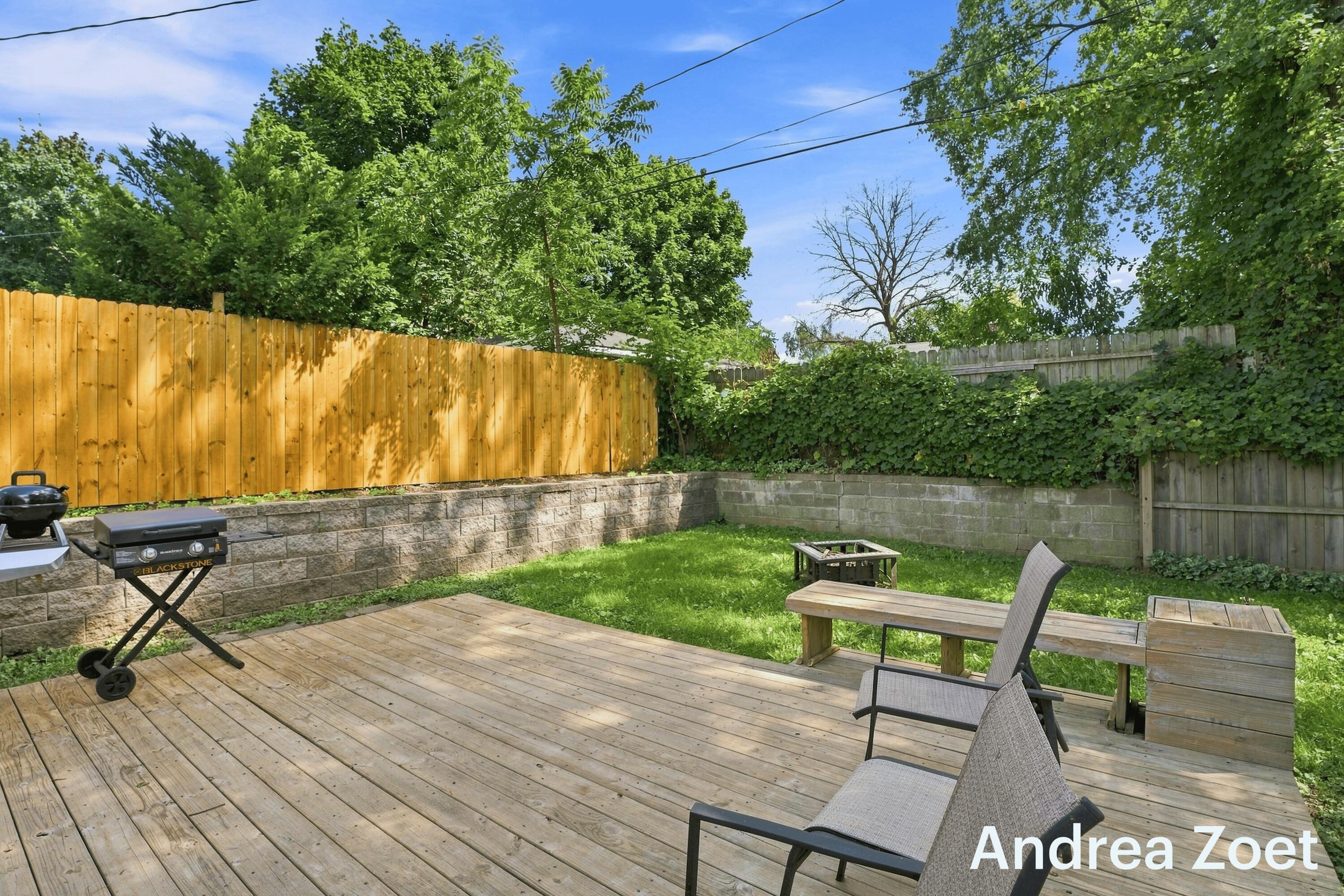 1044 Lockridge Drive Ne Property Photo 24