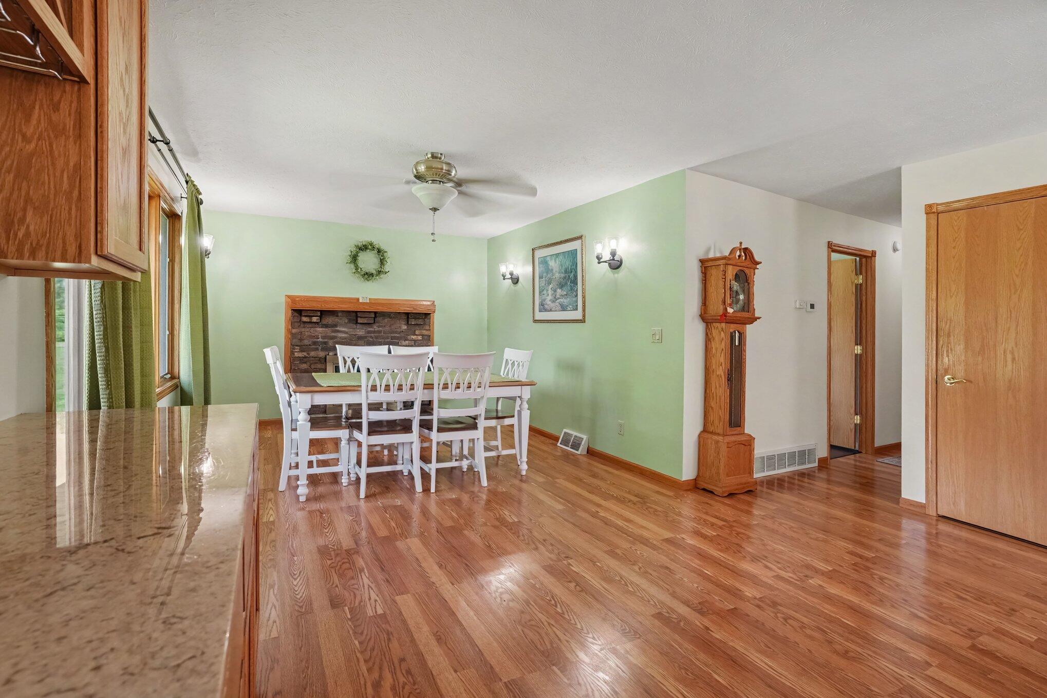 12996 Bayview Drive Property Photo 10