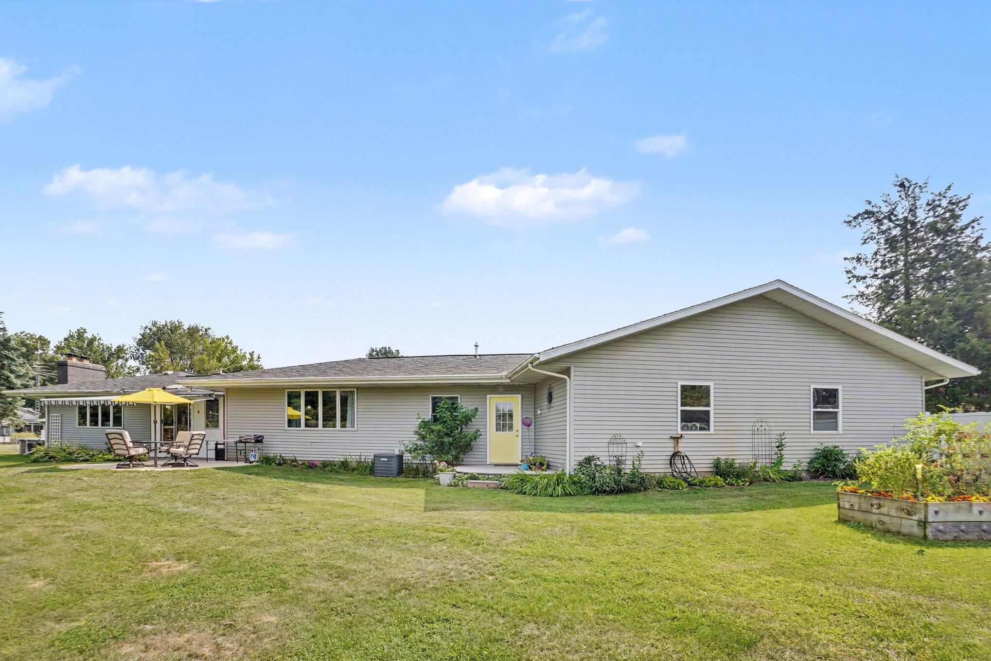 12996 Bayview Drive Property Photo 34