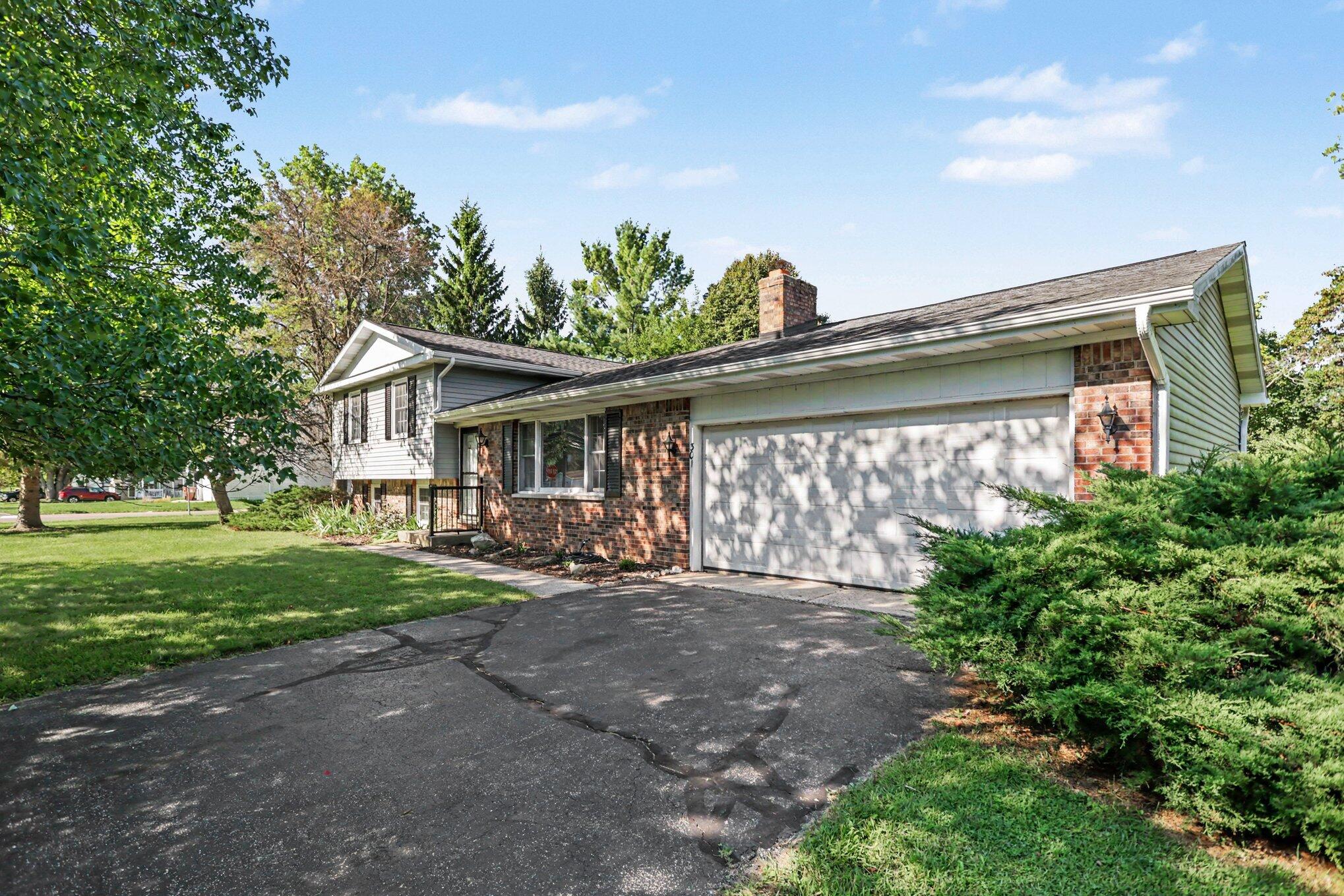 301 Sherman Drive Property Photo 1