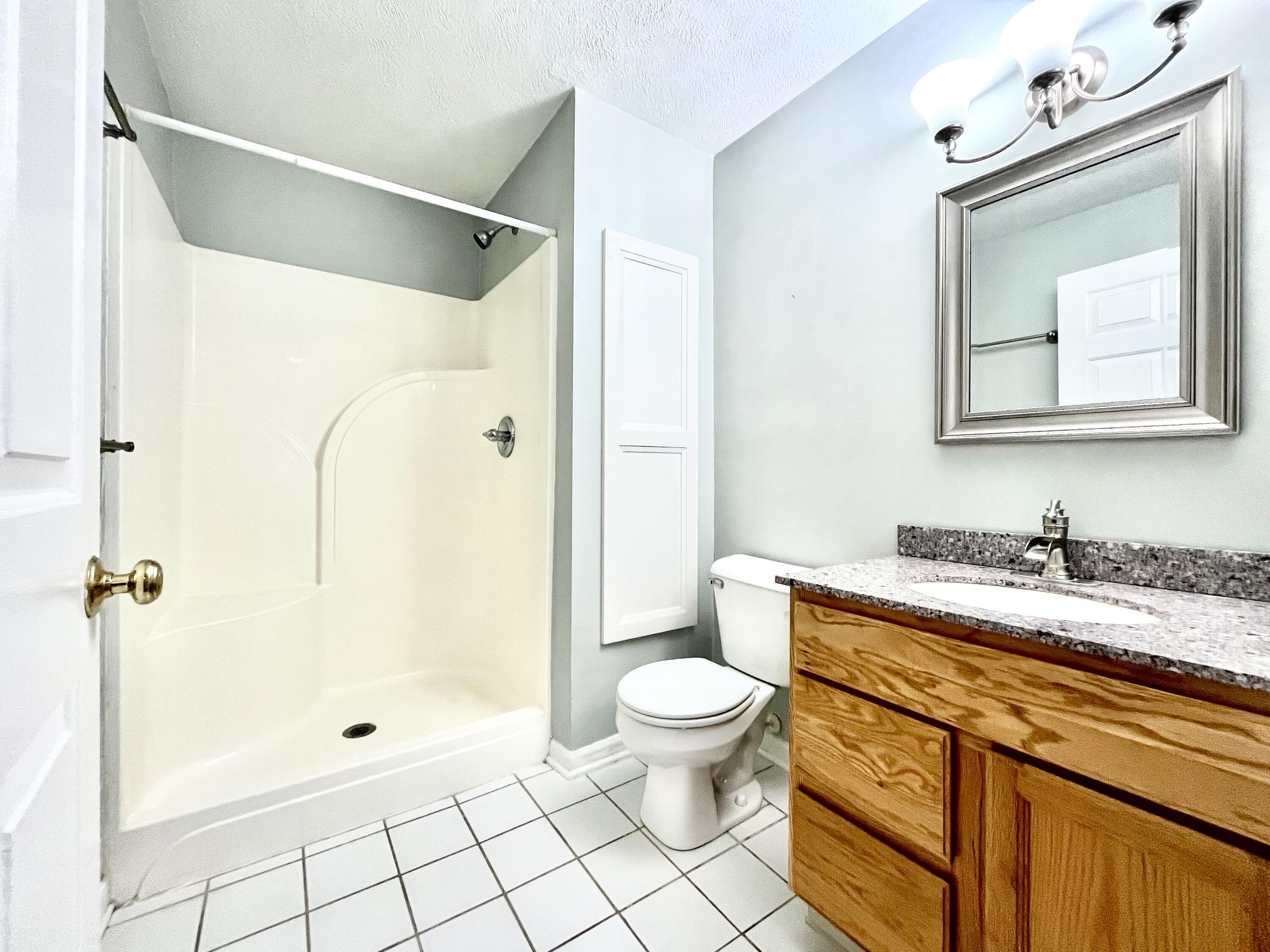 4417 Inverness Street Property Photo 10