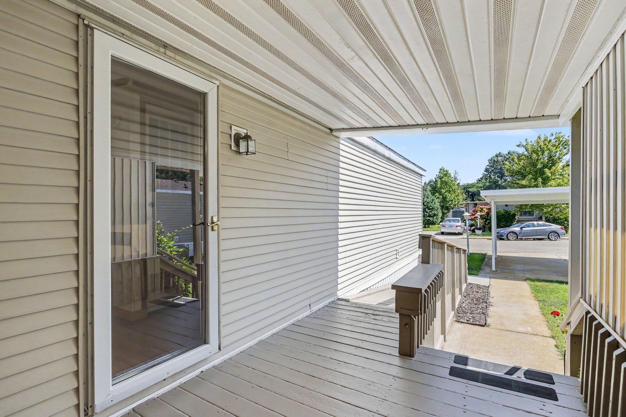 69205 Garver Lake Road 52 Property Photo 6