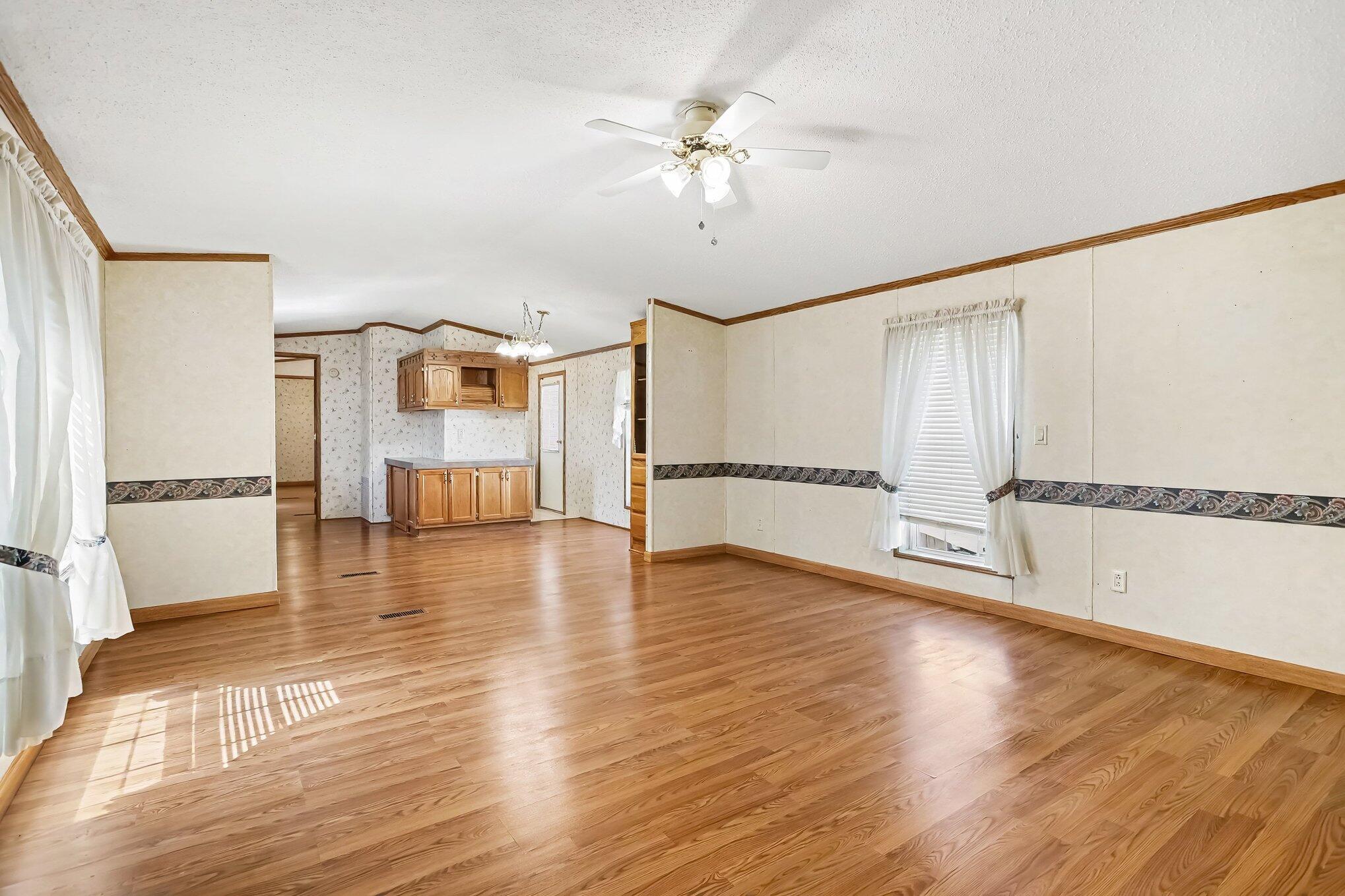 69205 Garver Lake Road 52 Property Photo 8
