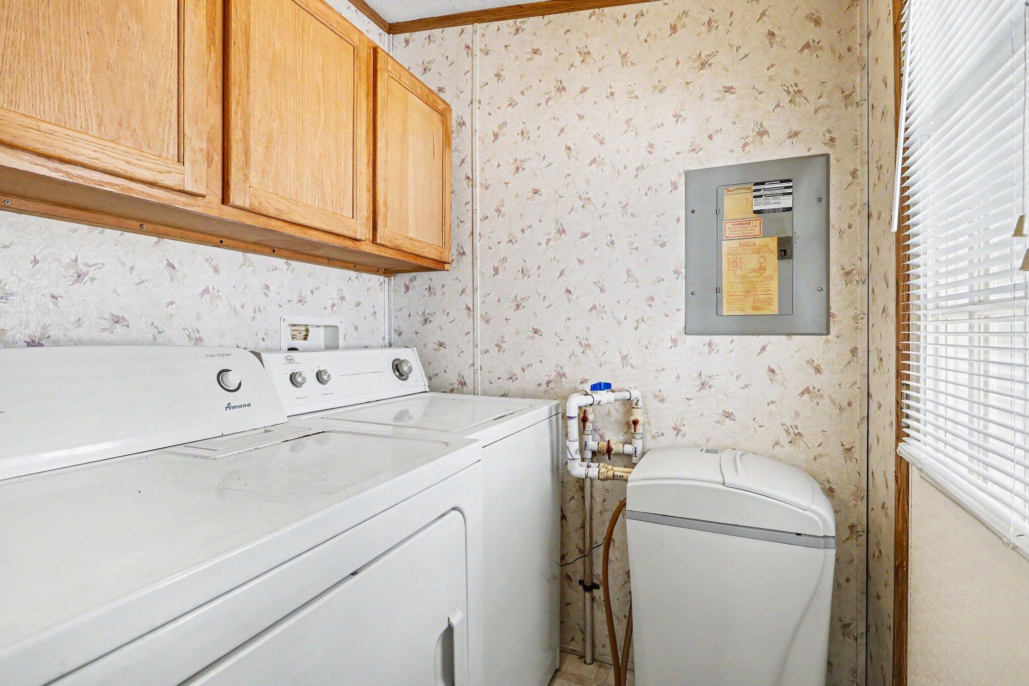 69205 Garver Lake Road 52 Property Photo 23