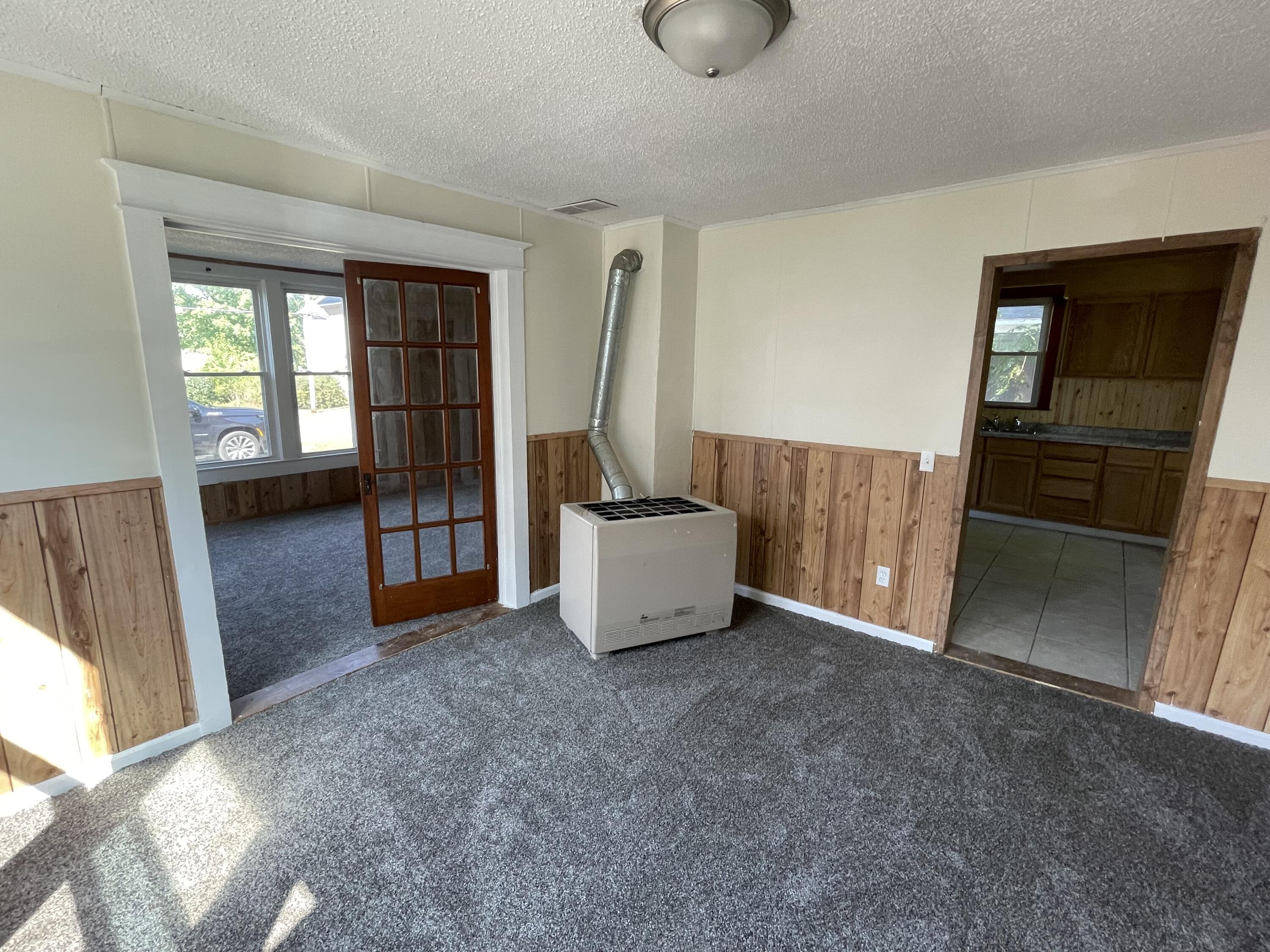97 White Street Property Photo 4
